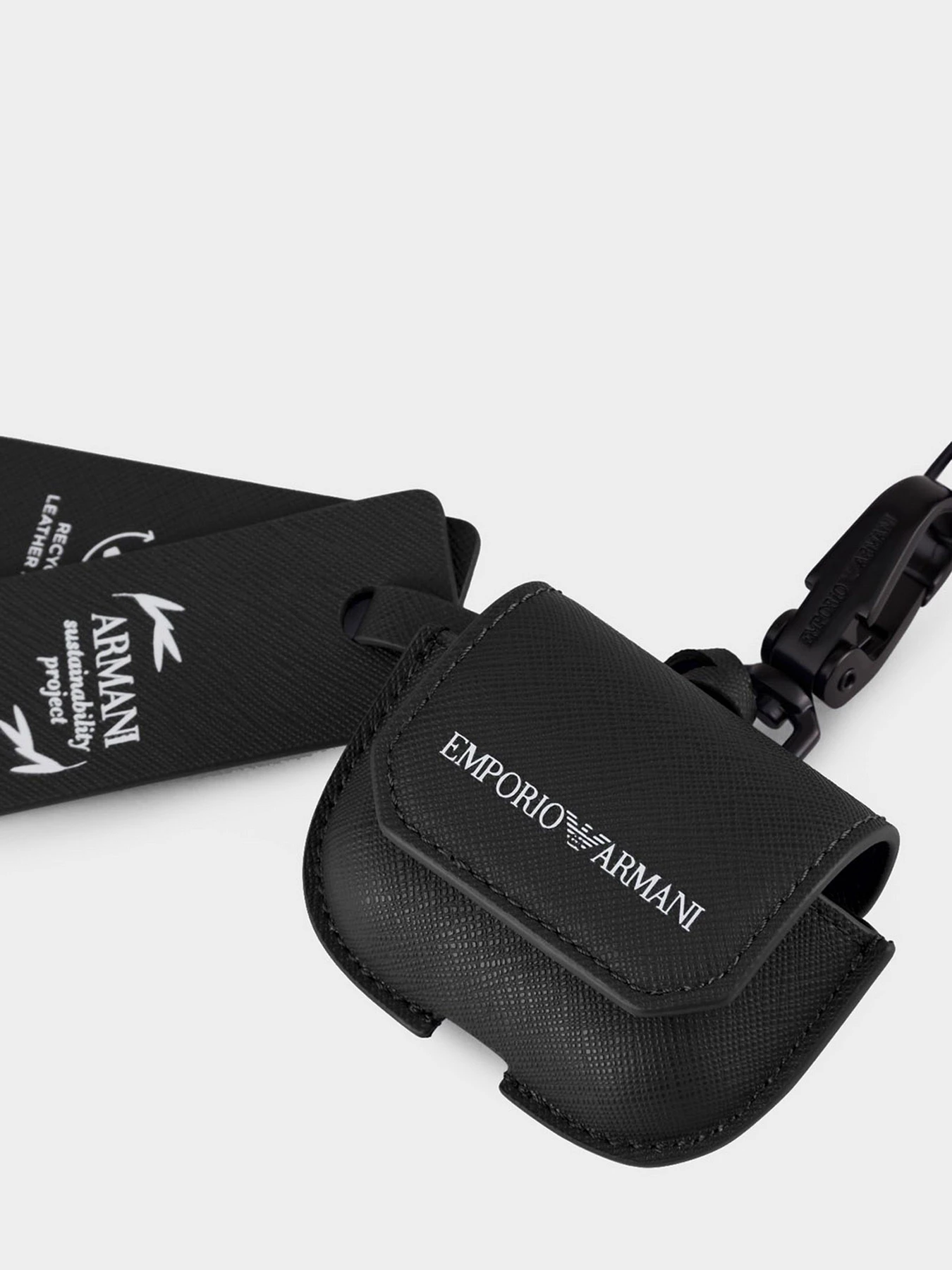 Аксессуары для смартфонов Emporio Armani модель Y4R354-Y020V-81072 Аксессуары для смартфонов Emporio Armani модель Y4R354-Y020V-81072 Фото