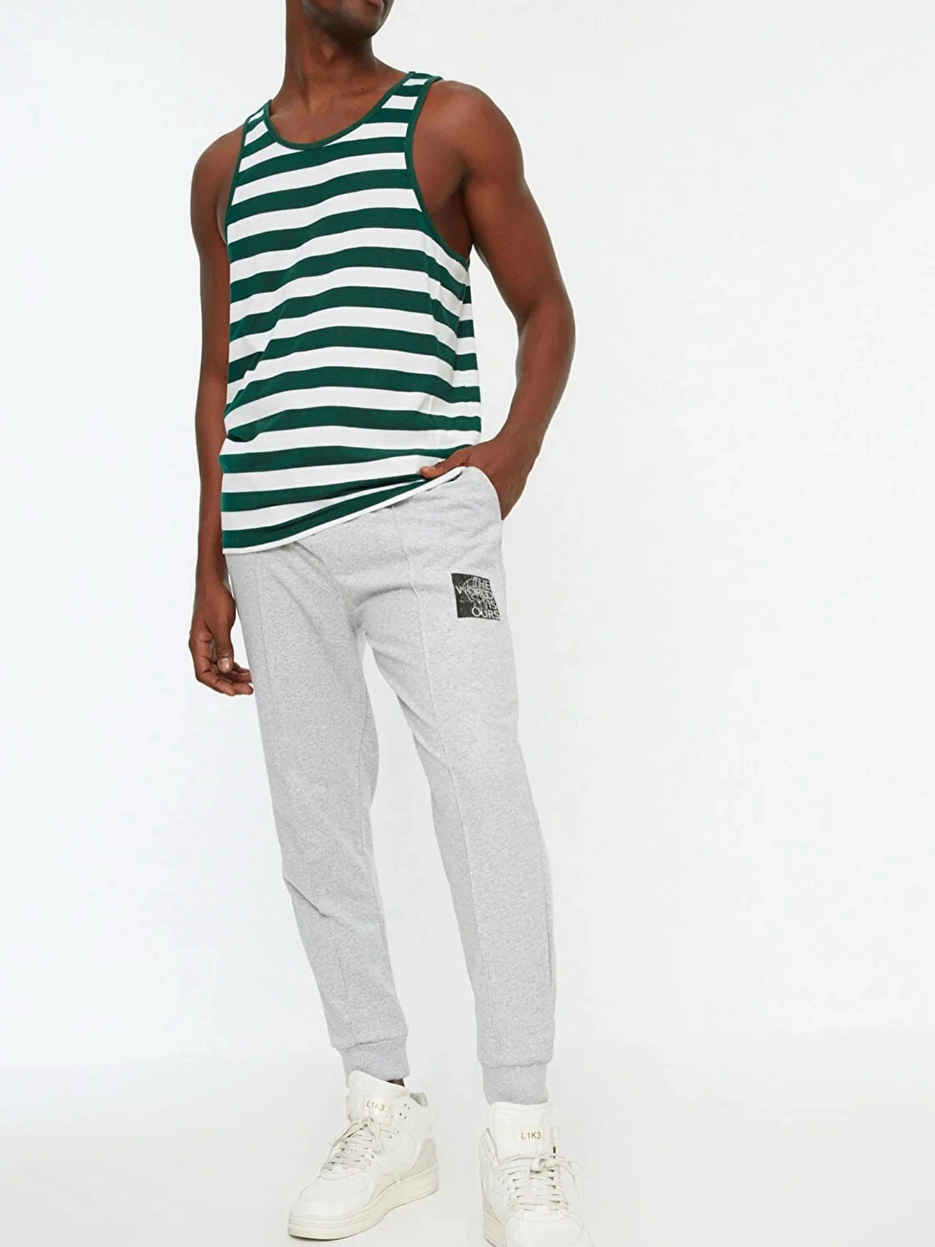 Брюки Trendyol модель TMNSS22EA0138/Gri Фото