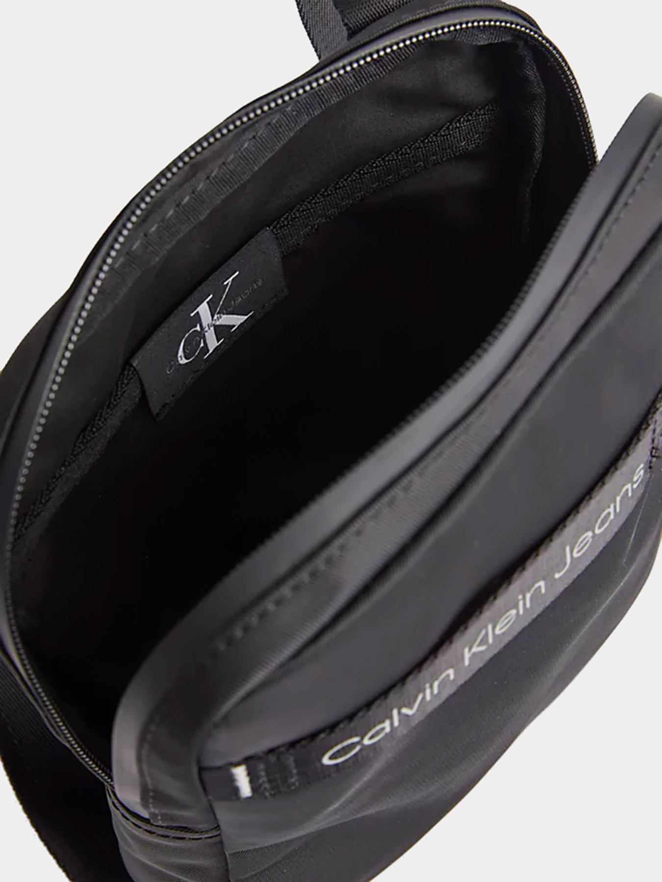 Сумки Calvin Klein модель K50K509817-BDS Сумки Calvin Klein модель K50K509817-BDS Фото