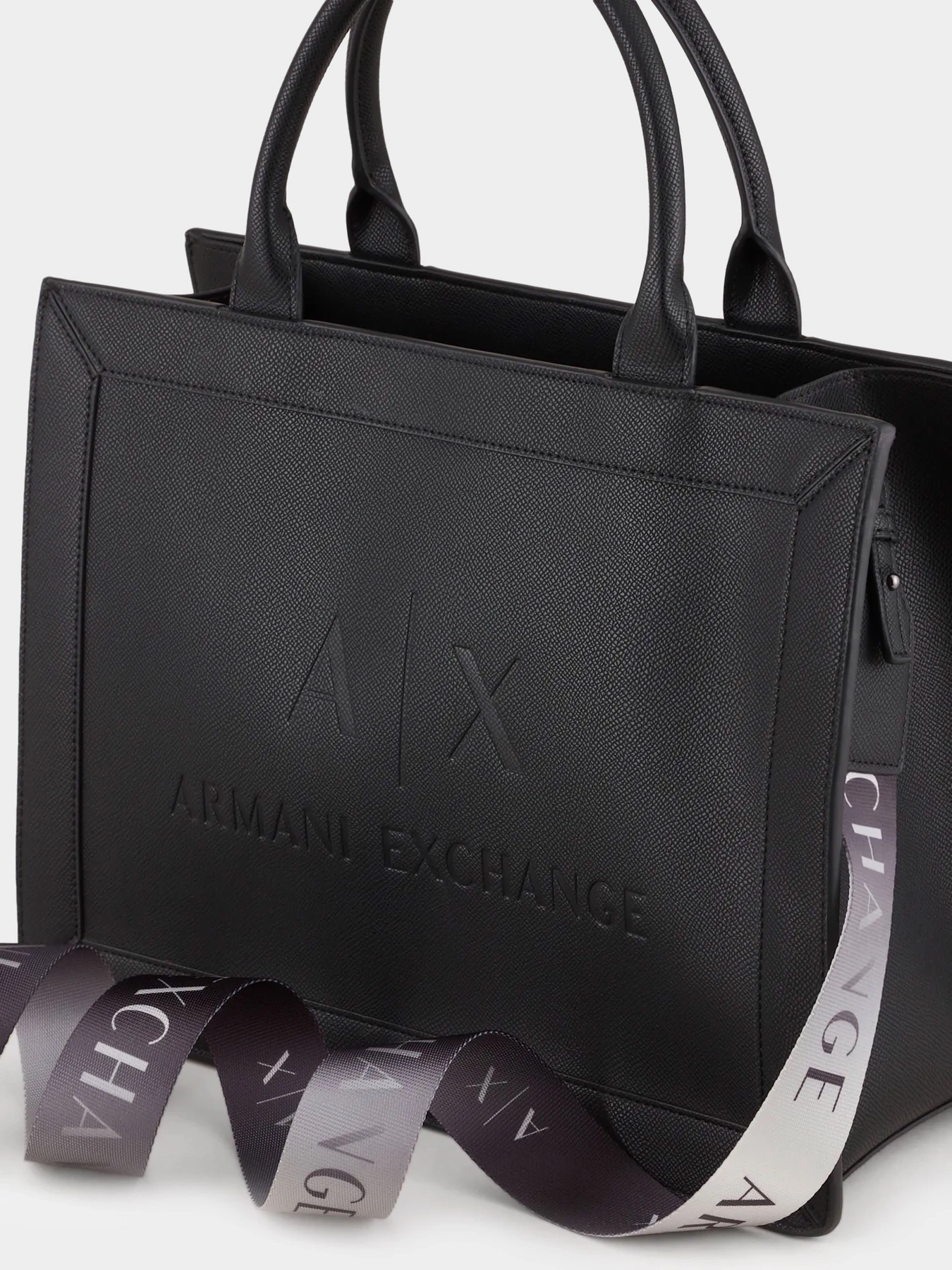Сумки Armani Exchange модель 942894-CC789-00020 Фото