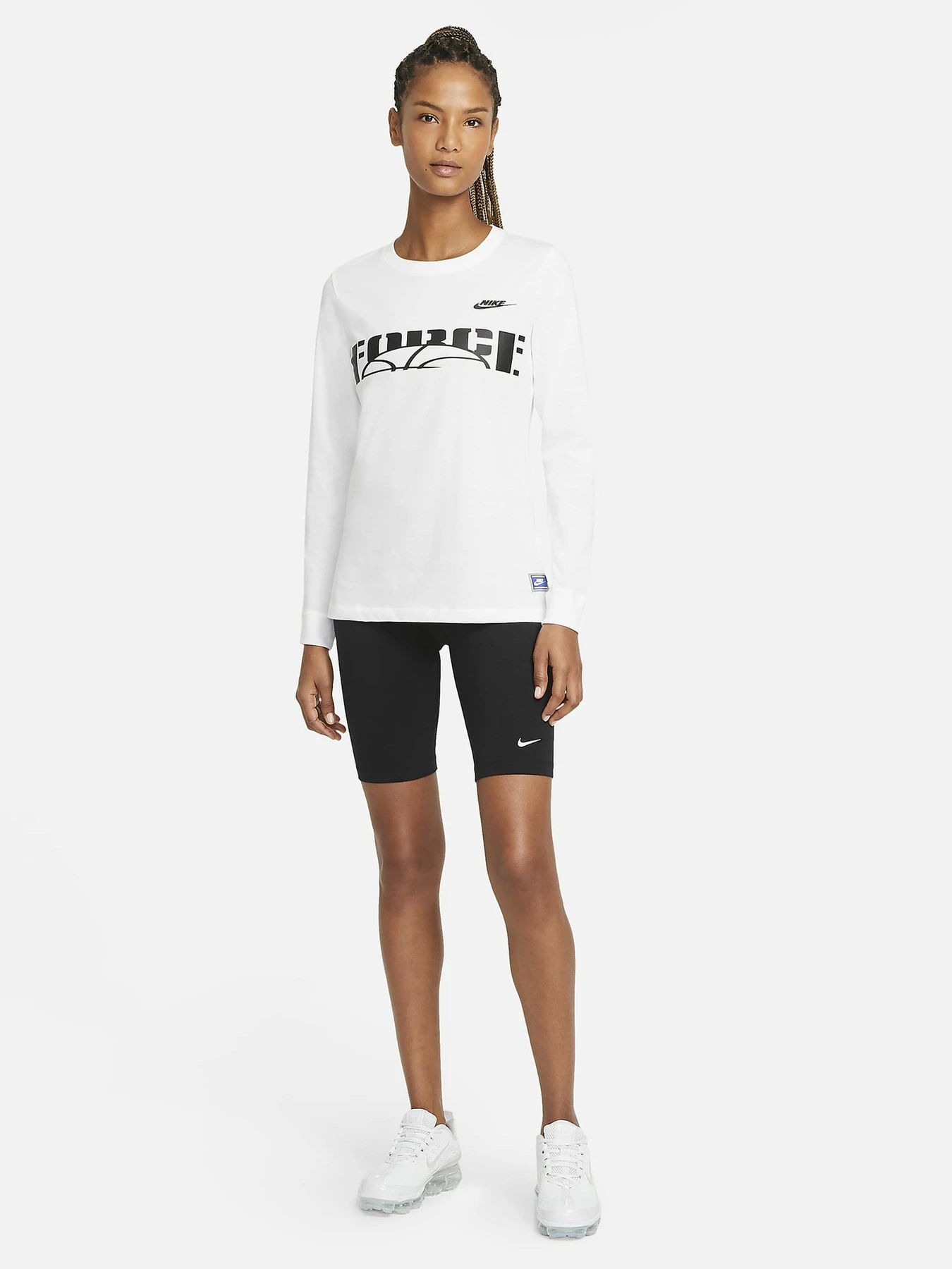 Шорты NIKE модель CZ8526-010 Шорты NIKE модель CZ8526-010 Фото