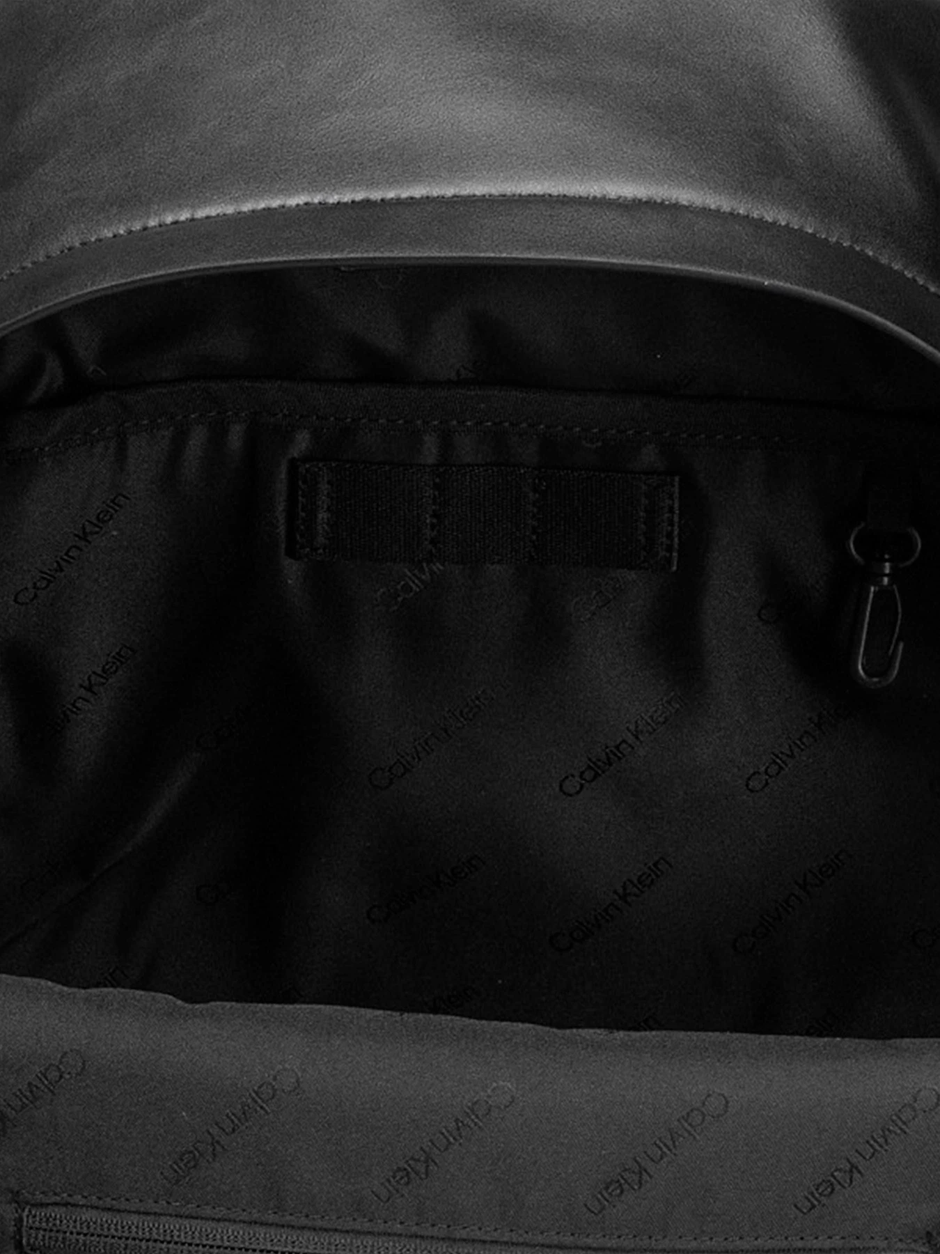 Рюкзаки Calvin Klein модель K50K509735-BAX Рюкзаки Calvin Klein модель K50K509735-BAX Фото