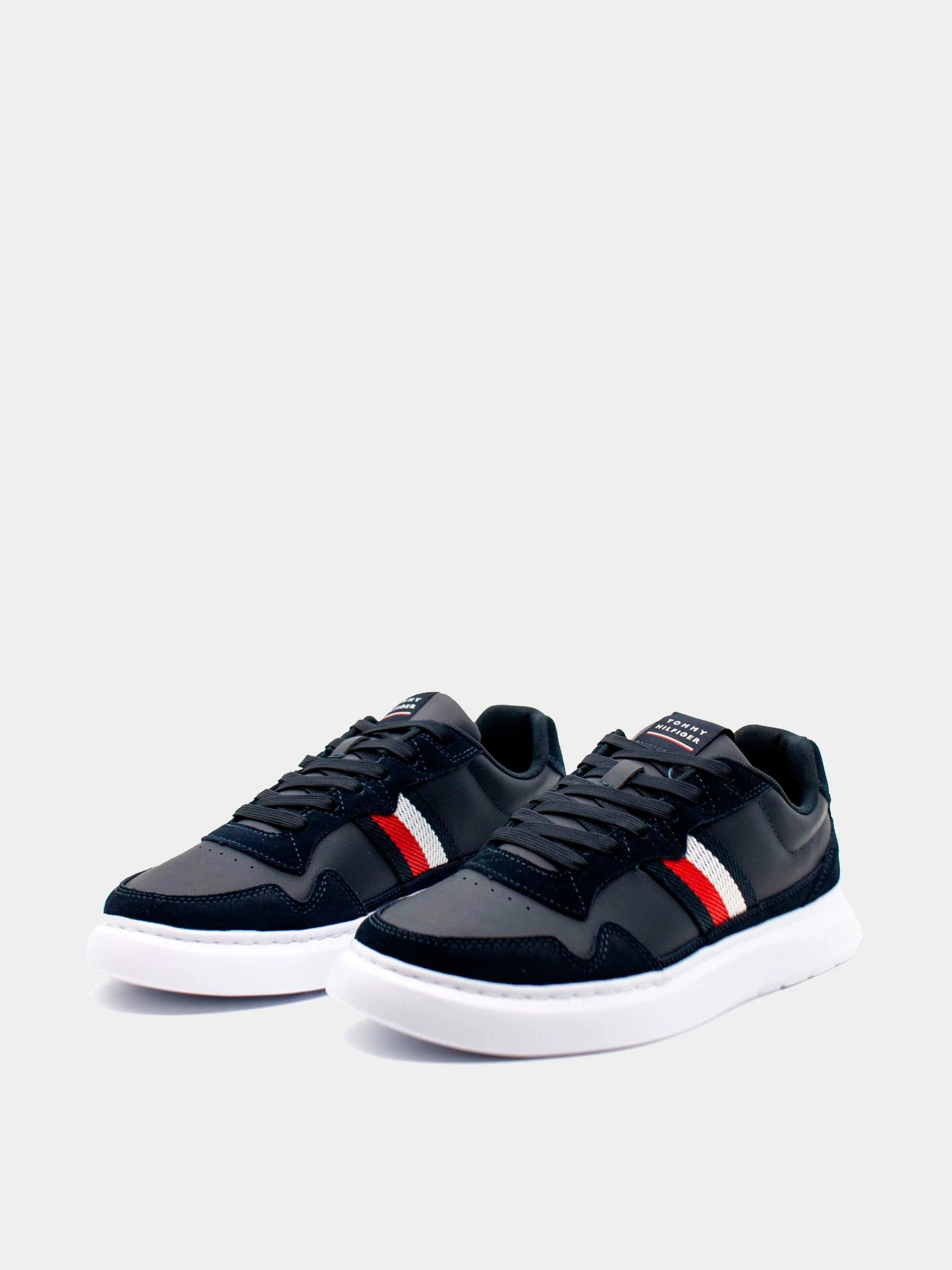 Кроссовки Tommy Hilfiger модель FM0FM04427-DW5 Кроссовки Tommy Hilfiger модель FM0FM04427-DW5 Фото
