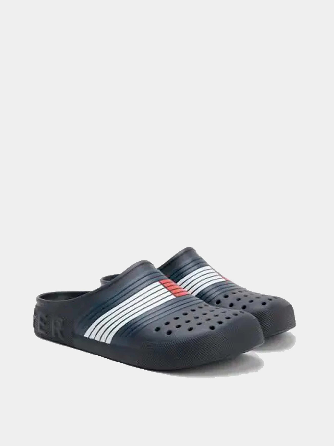 Шлёпанцы Tommy Hilfiger модель FM0FM04467-DW5 Шлёпанцы Tommy Hilfiger модель FM0FM04467-DW5 Фото