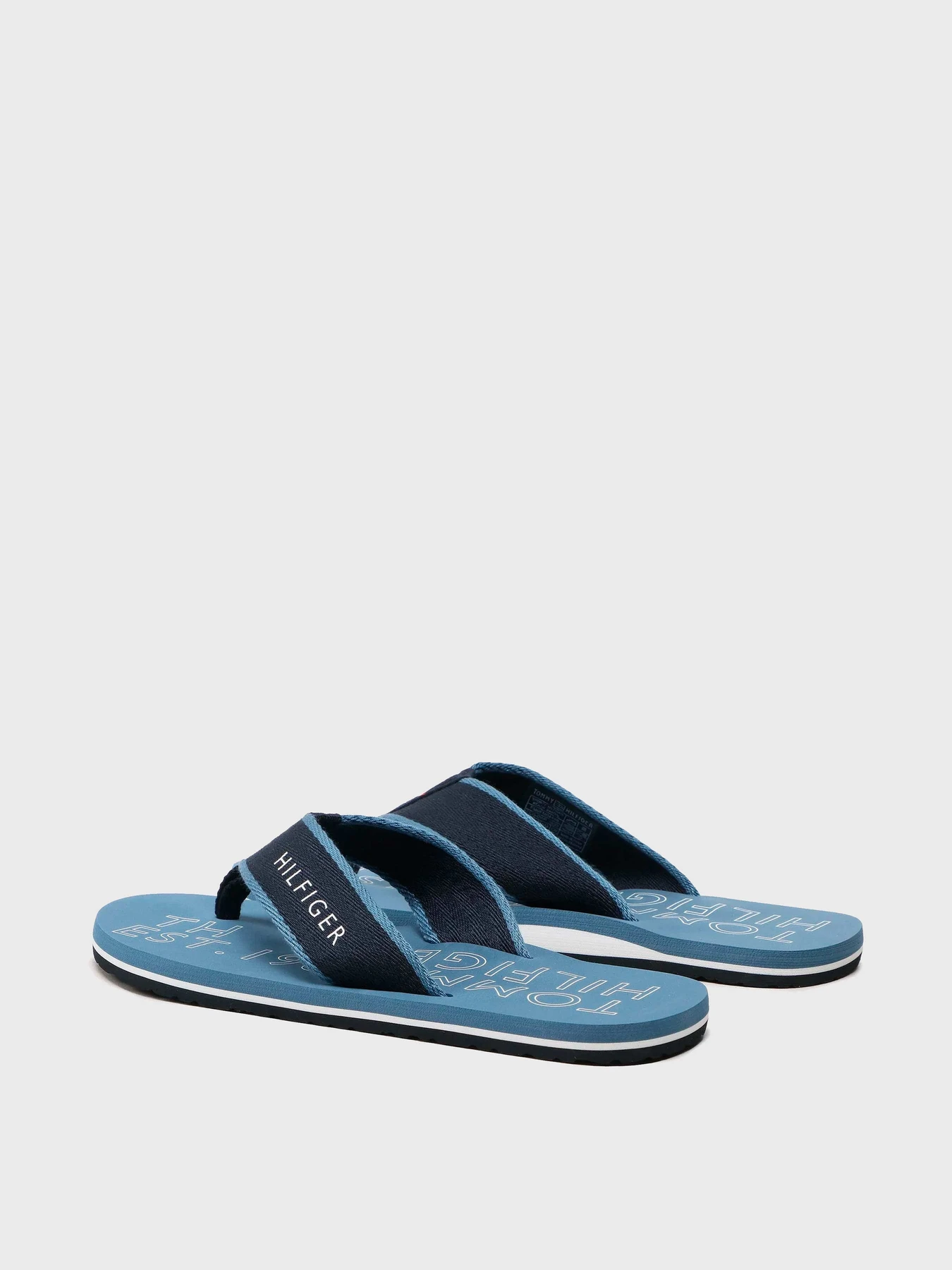 Шлёпанцы Tommy Hilfiger модель FM0FM04469-DBX Фото