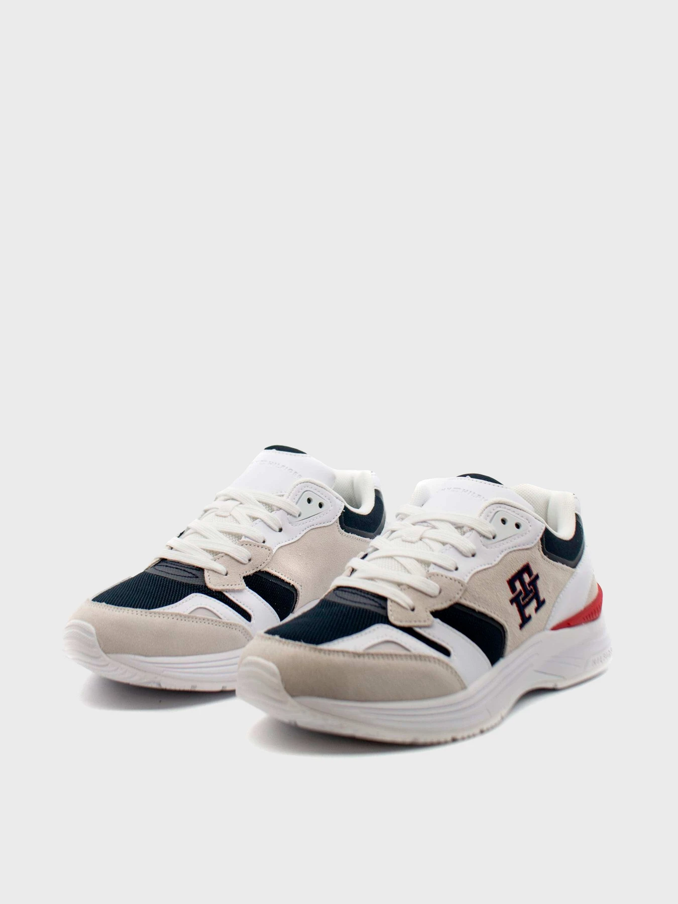 Кроссовки Tommy Hilfiger модель FM0FM04498-0GY Кроссовки Tommy Hilfiger модель FM0FM04498-0GY Фото