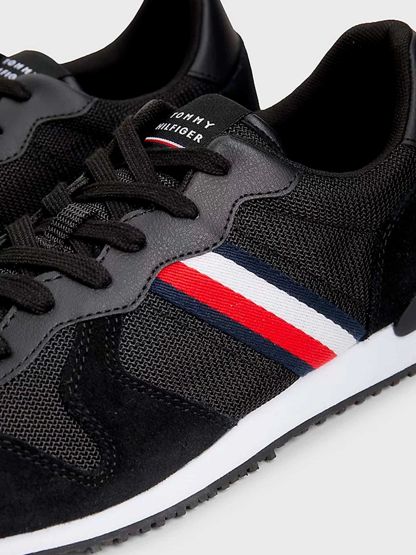 Кроссовки Tommy Hilfiger модель FM0FM04733-BDS Кроссовки Tommy Hilfiger модель FM0FM04733-BDS Фото