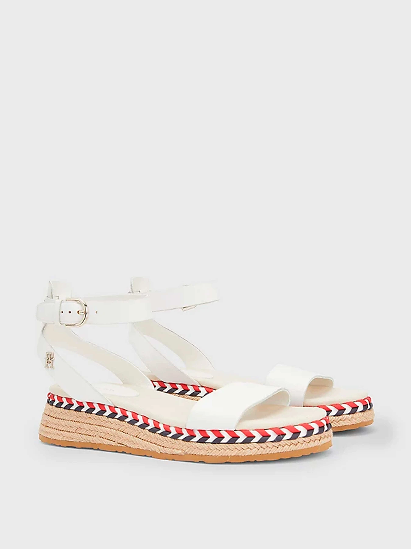 Сандалии Tommy Hilfiger модель FW0FW07080-YBL Сандалии Tommy Hilfiger модель FW0FW07080-YBL Фото