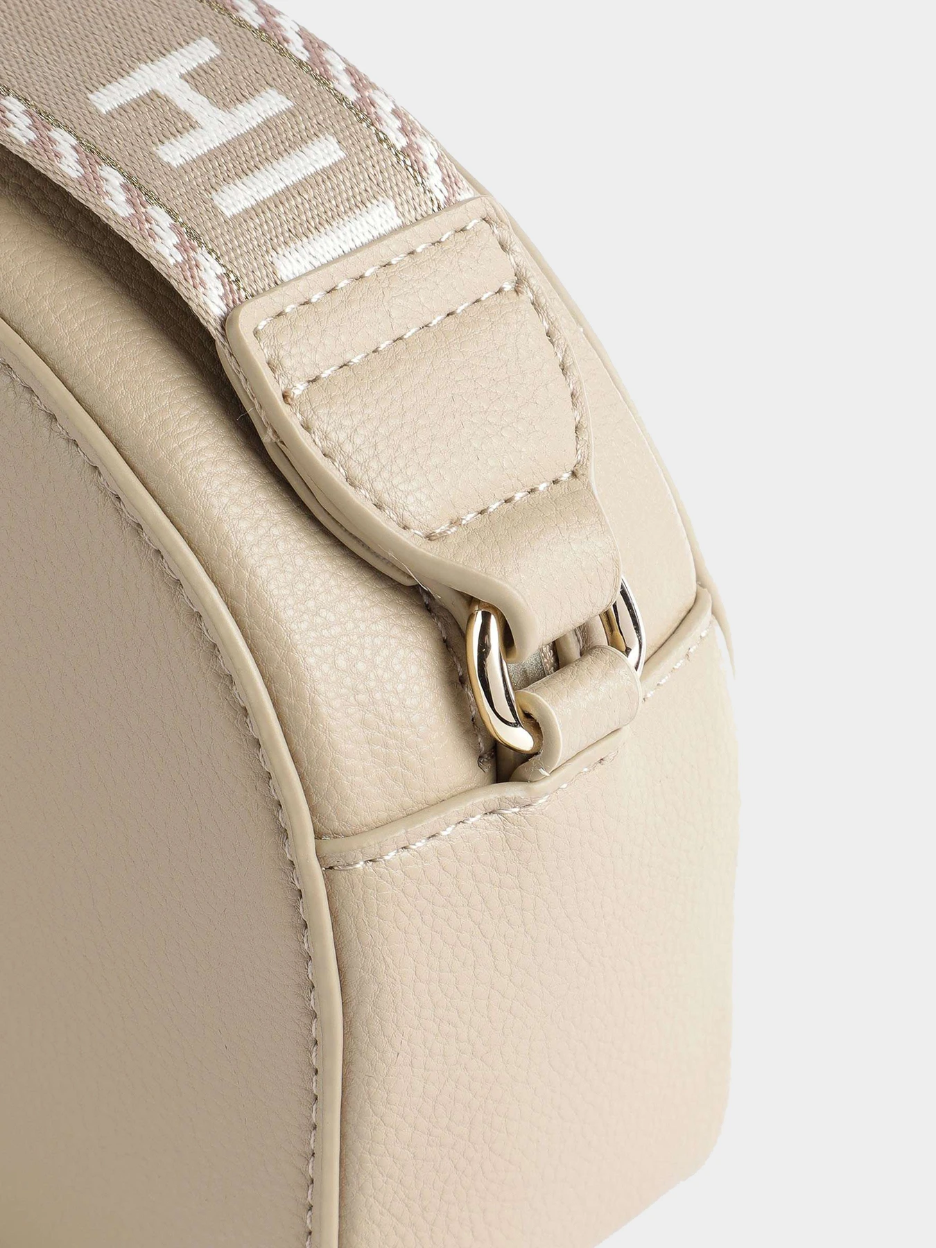 Сумки Tommy Hilfiger модель AW0AW14471-AEG Фото