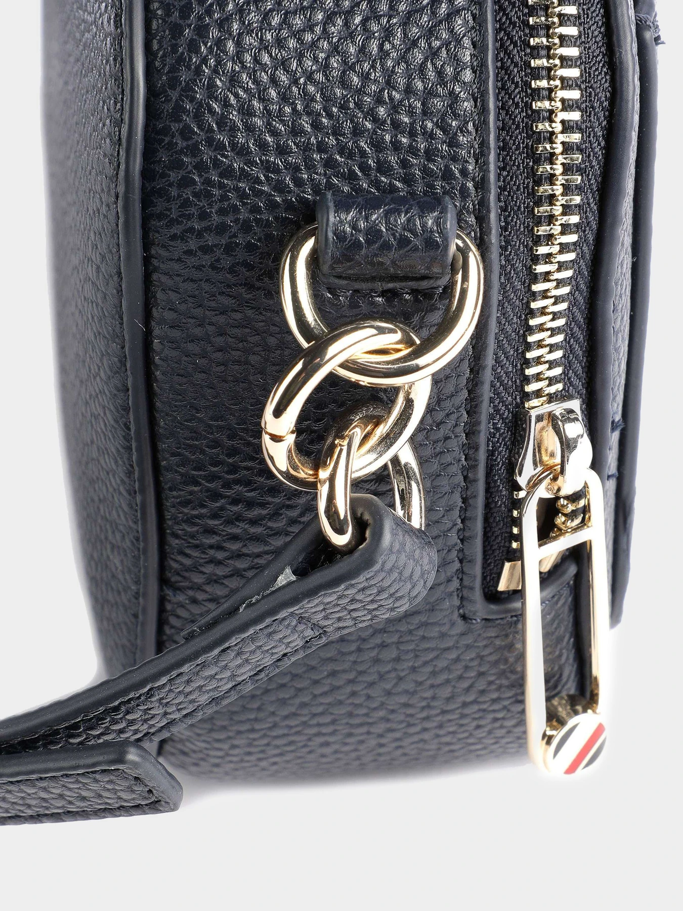Сумки Tommy Hilfiger модель AW0AW14501-DW6 Сумки Tommy Hilfiger модель AW0AW14501-DW6 Фото