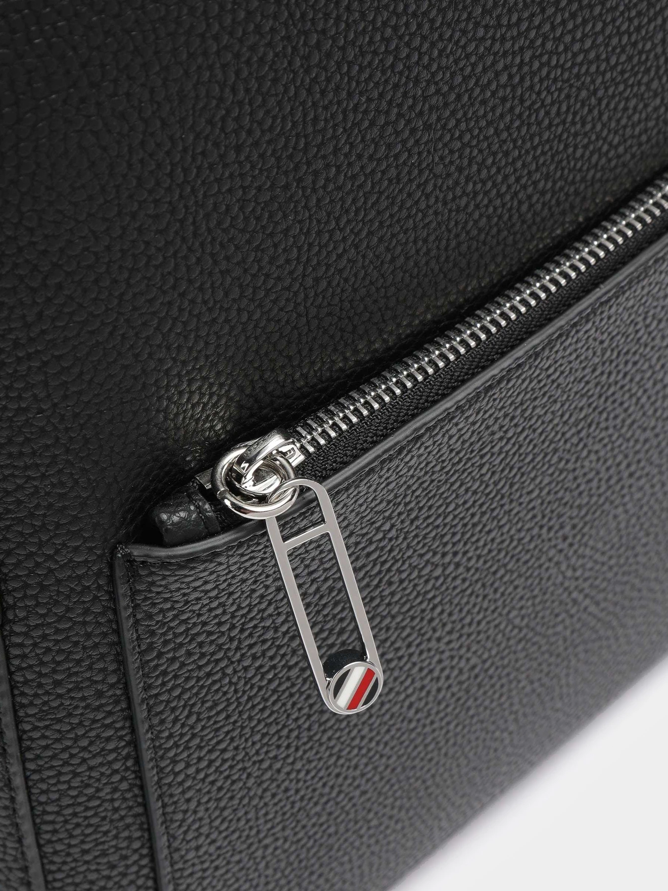 Рюкзаки Tommy Hilfiger модель AW0AW14506-BDS Рюкзаки Tommy Hilfiger модель AW0AW14506-BDS Фото
