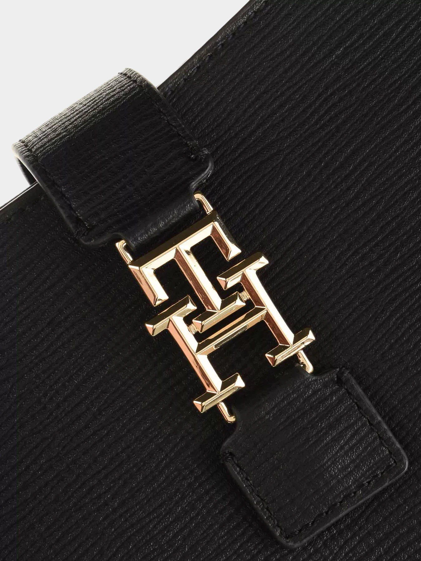 Сумки Tommy Hilfiger модель AW0AW14504-BDS Фото