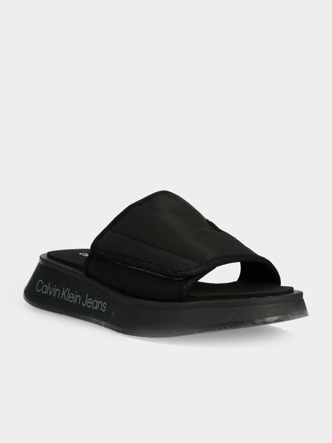 Шлёпанцы Calvin Klein модель YW0YW00968-BDS Шлёпанцы Calvin Klein модель YW0YW00968-BDS Фото