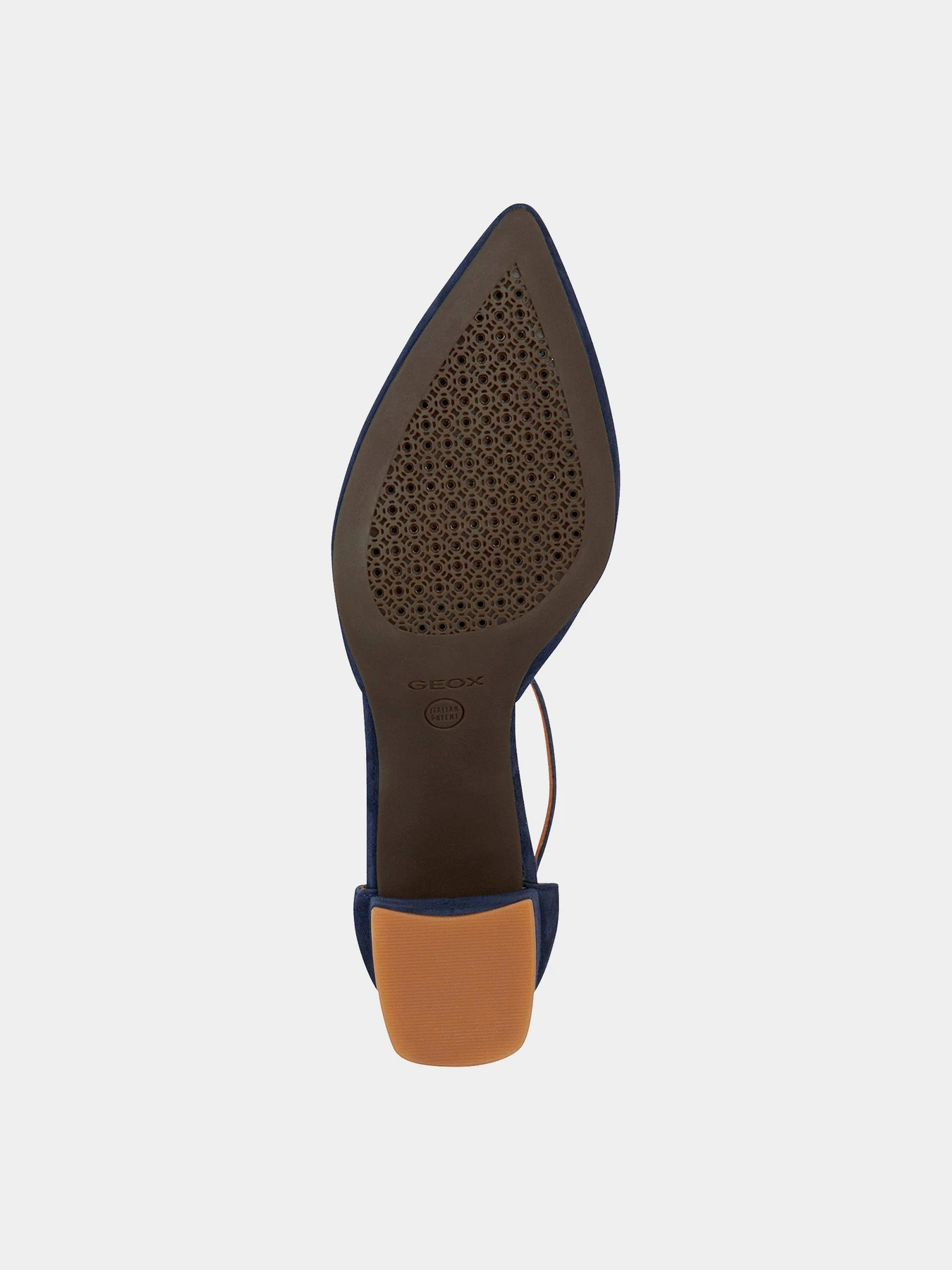 Туфли и лоферы Geox модель D25NMF-00021-C4002 Туфли и лоферы Geox модель D25NMF-00021-C4002 Фото
