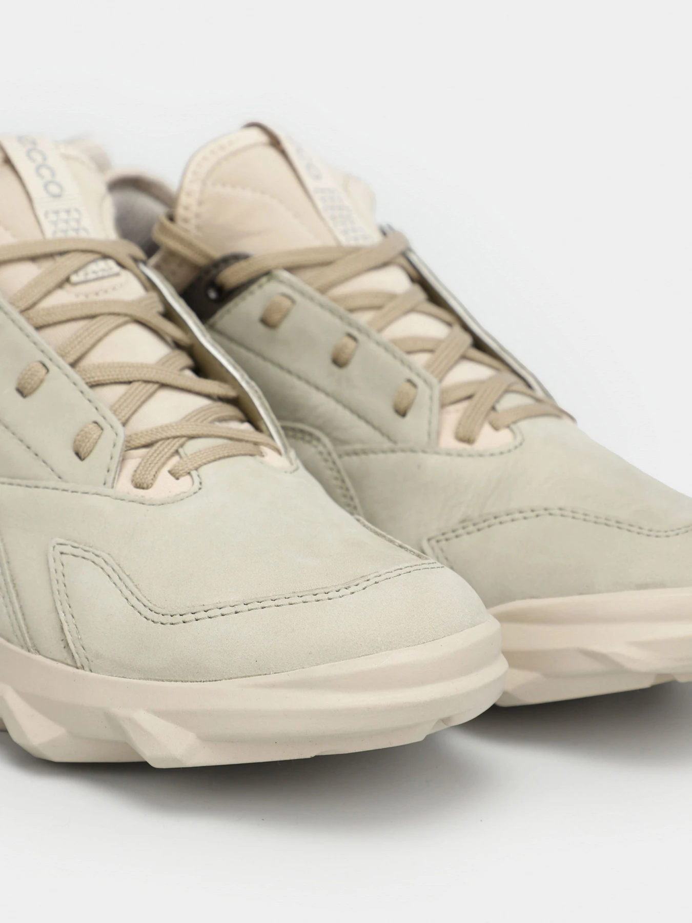 Кроссовки ECCO модель 82018360573 Кроссовки ECCO модель 82018360573 Фото
