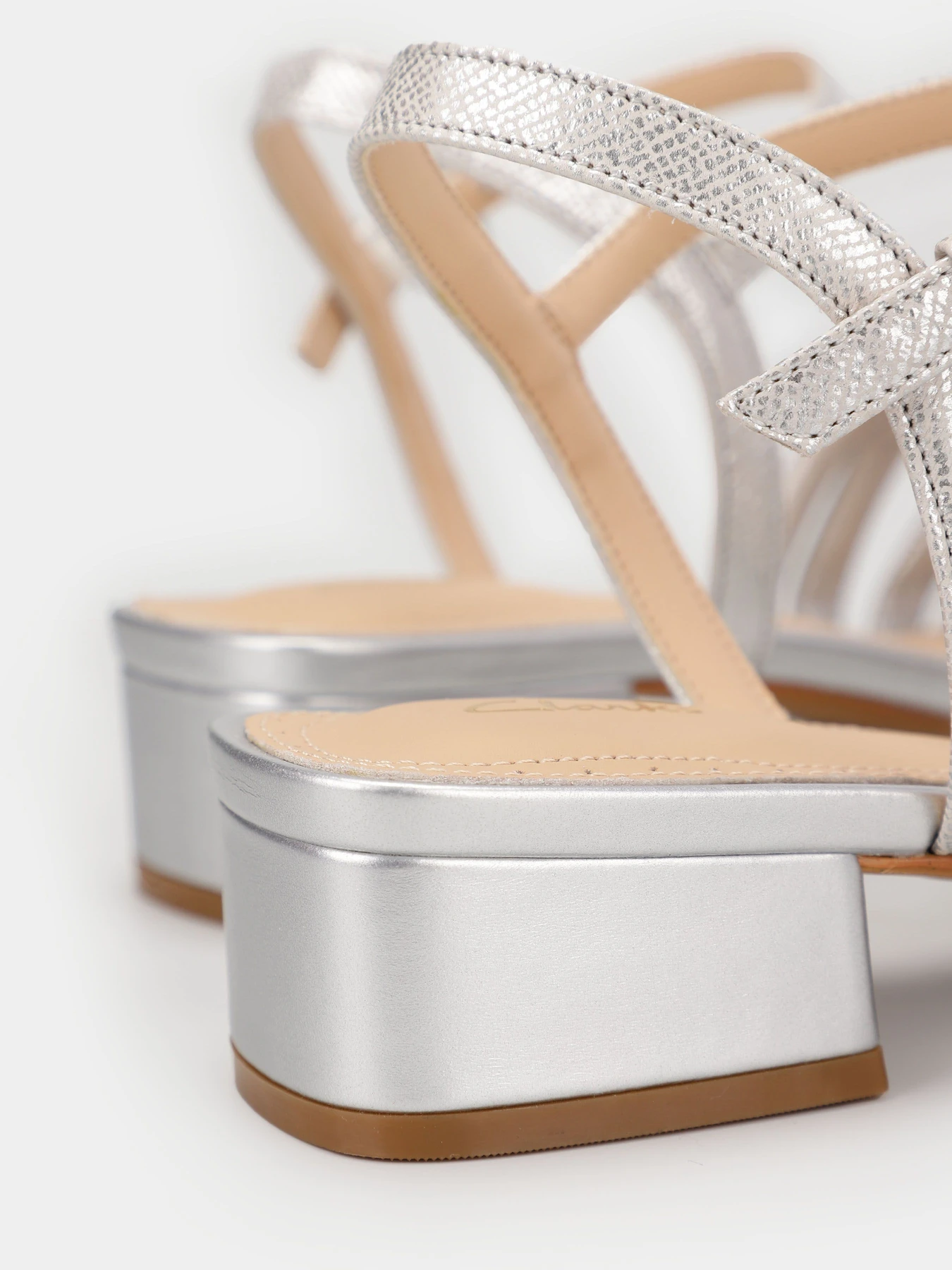 Сандалии Clarks модель 26170821 Сандалии Clarks модель 26170821 Фото
