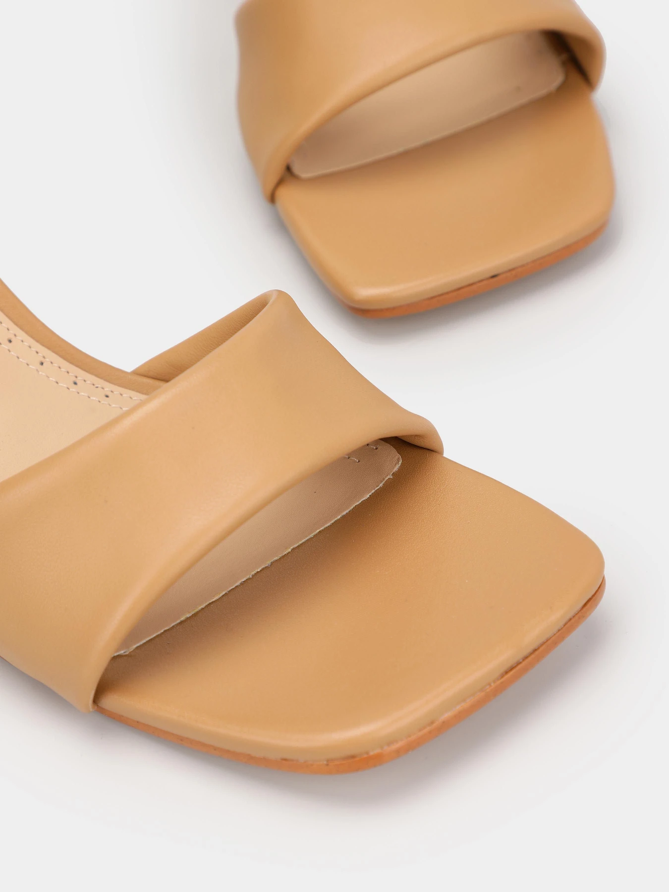 Сандалии Clarks модель 26171055 Сандалии Clarks модель 26171055 Фото