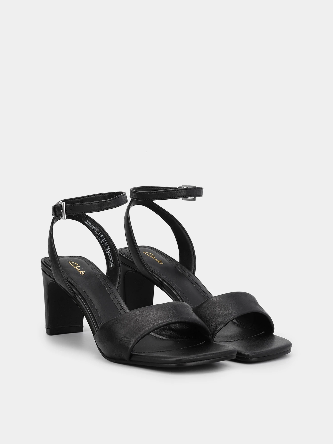 Сандалии Clarks модель 26171056 Сандалии Clarks модель 26171056 Фото