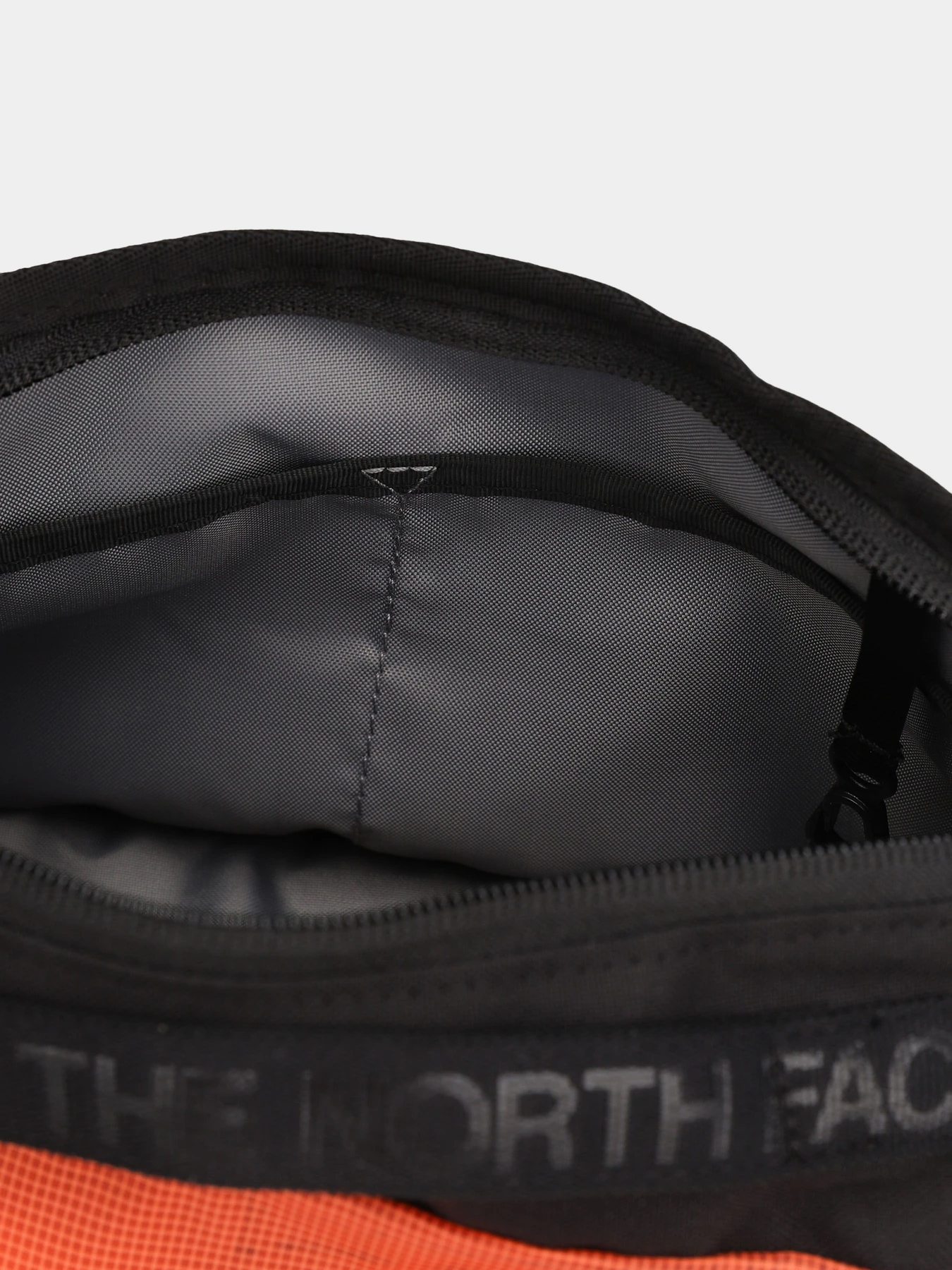 Сумки The North Face модель NF0A52RWZV11 Сумки The North Face модель NF0A52RWZV11 Фото
