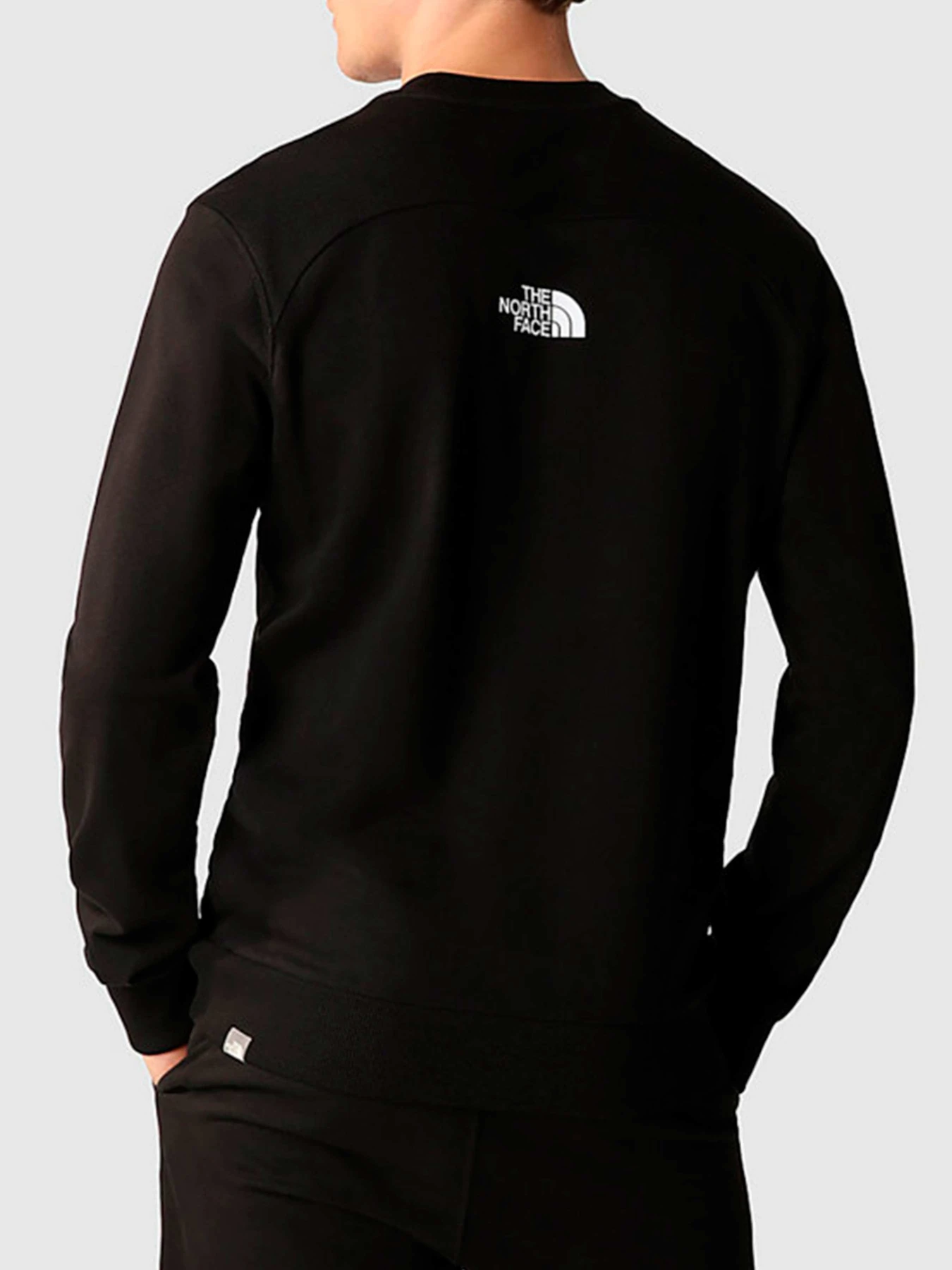 Худи и свитшоты The North Face модель NF0A8238JK31 Фото