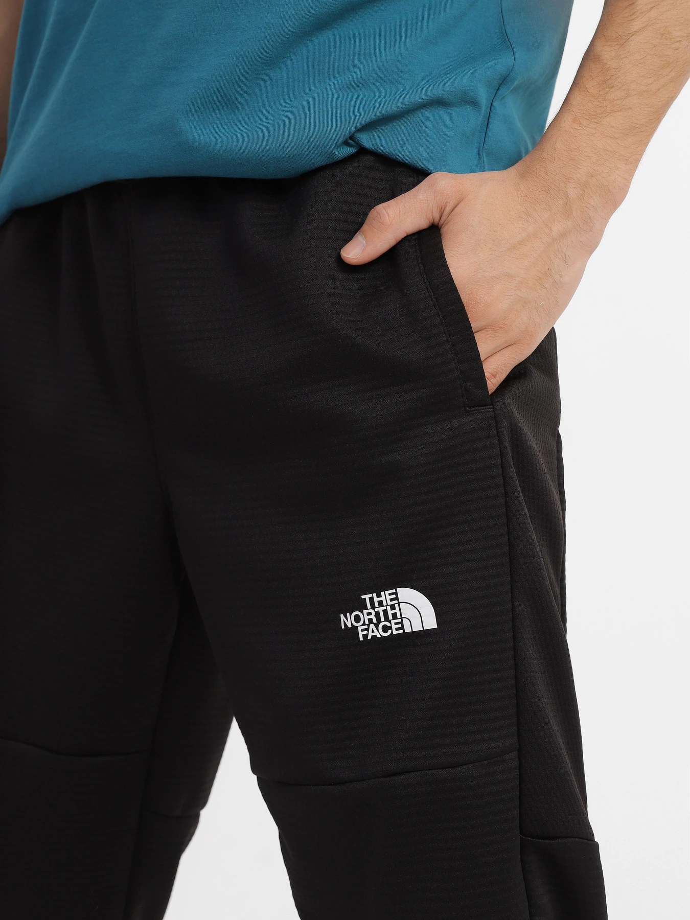Брюки The North Face модель NF0A823UJK31 Брюки The North Face модель NF0A823UJK31 Фото