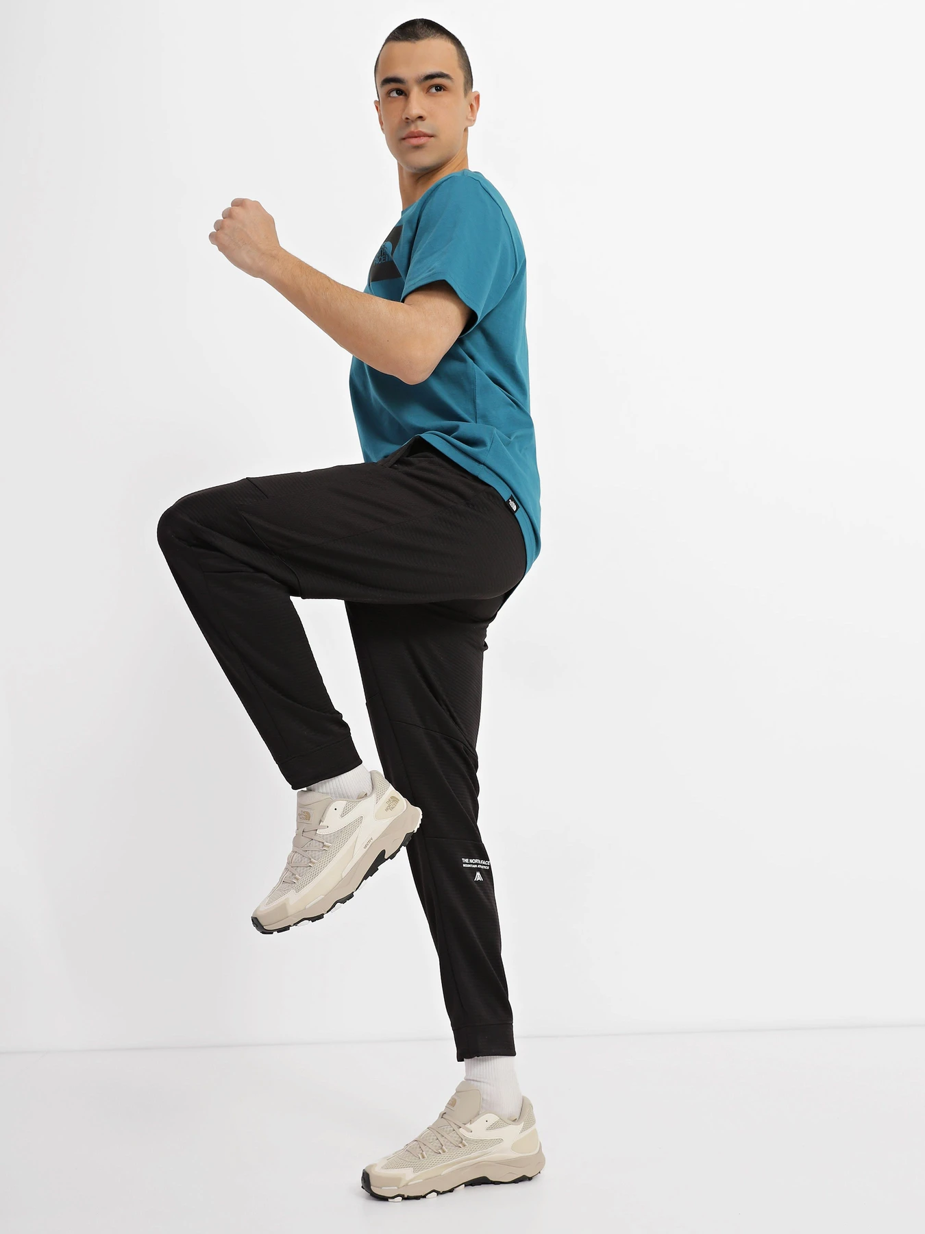 Брюки The North Face модель NF0A823UJK31 Брюки The North Face модель NF0A823UJK31 Фото