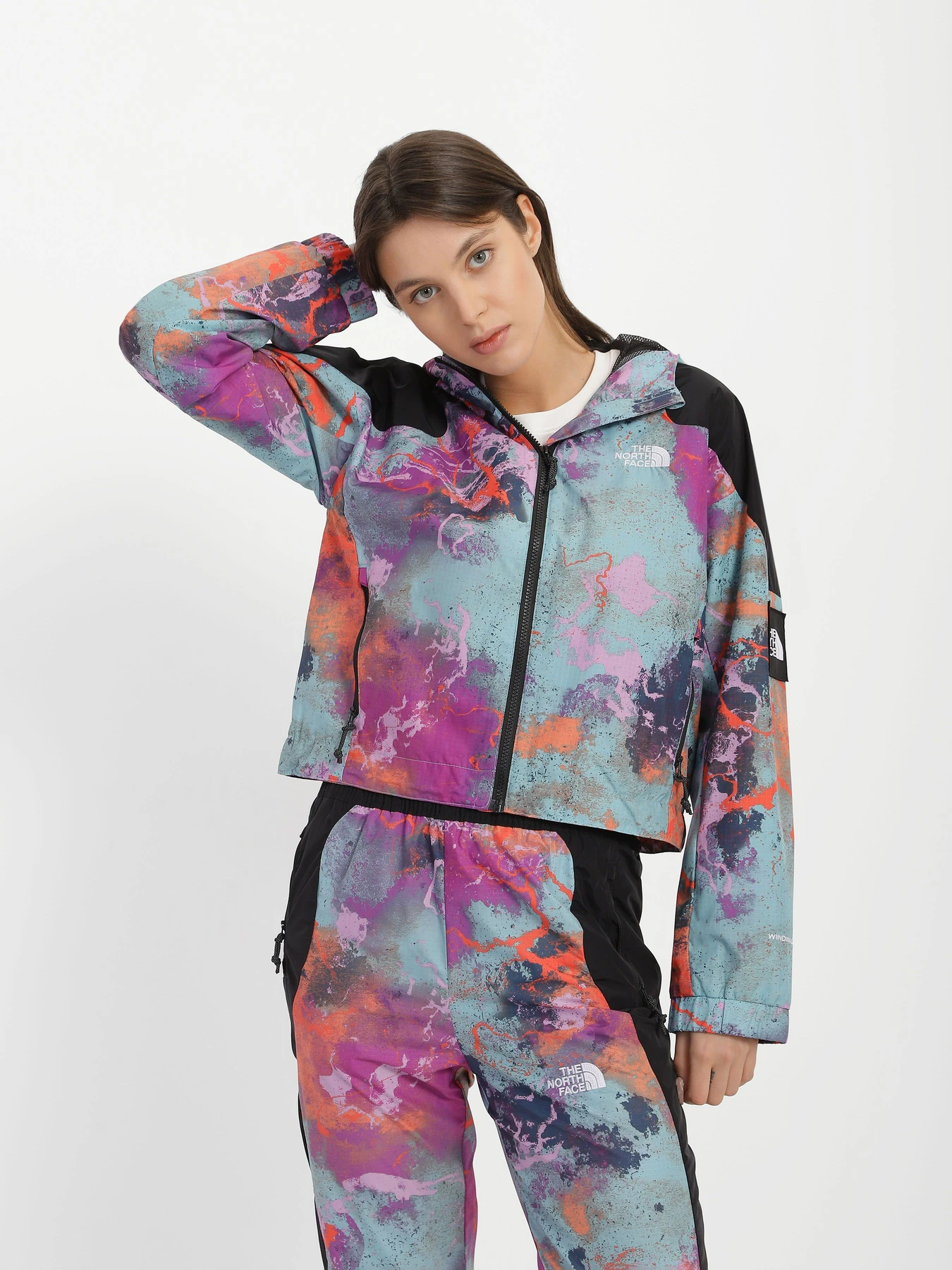 Куртки и дубленки The North Face модель NF0A84YZITV1 Фото