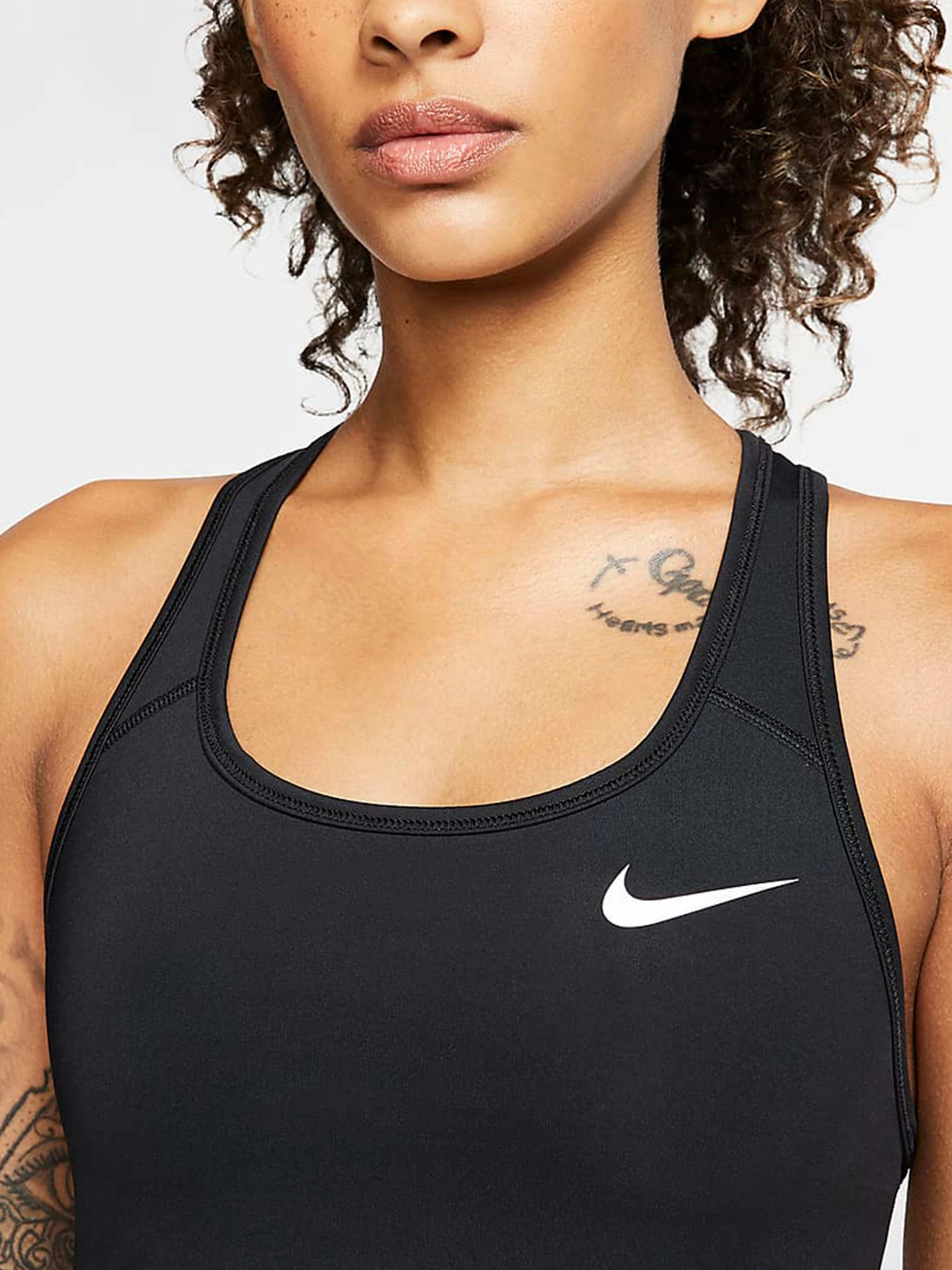 Спортивная одежда NIKE модель BV3900-010 Спортивная одежда NIKE модель BV3900-010 Фото