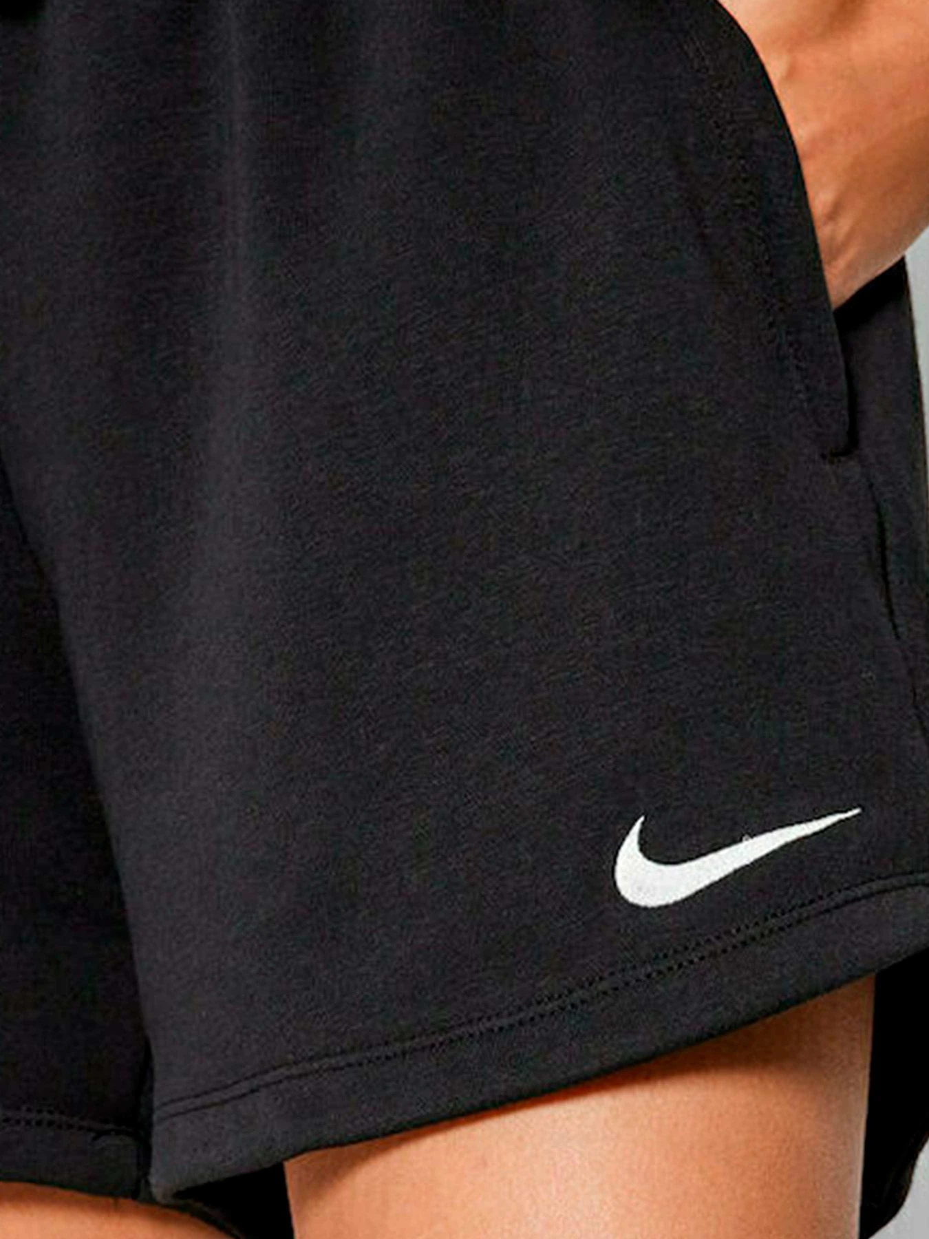 Шорты NIKE модель CW6963-010 Шорты NIKE модель CW6963-010 Фото