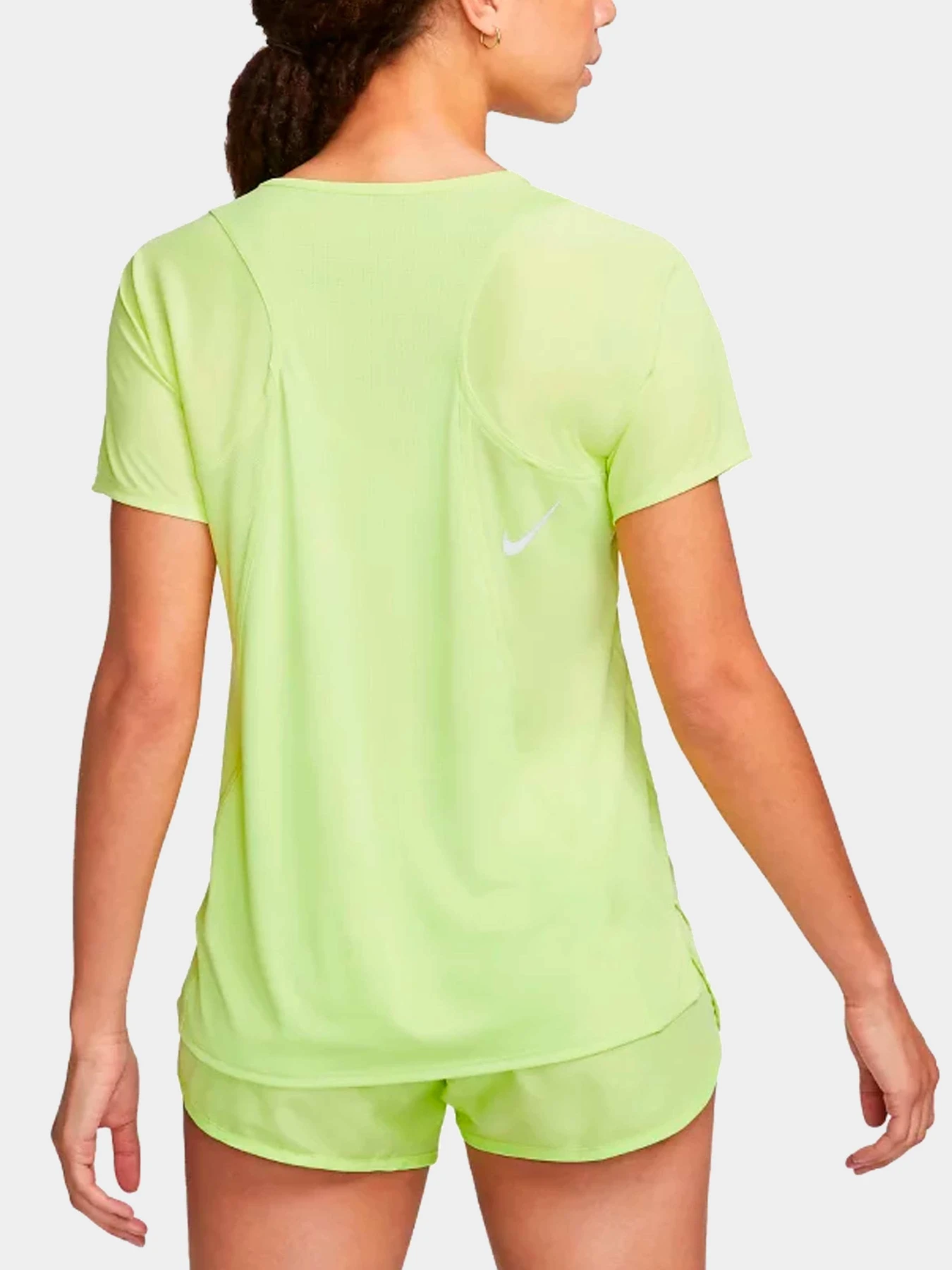 Футболки и поло NIKE модель DD5927-736 Футболки и поло NIKE модель DD5927-736 Фото