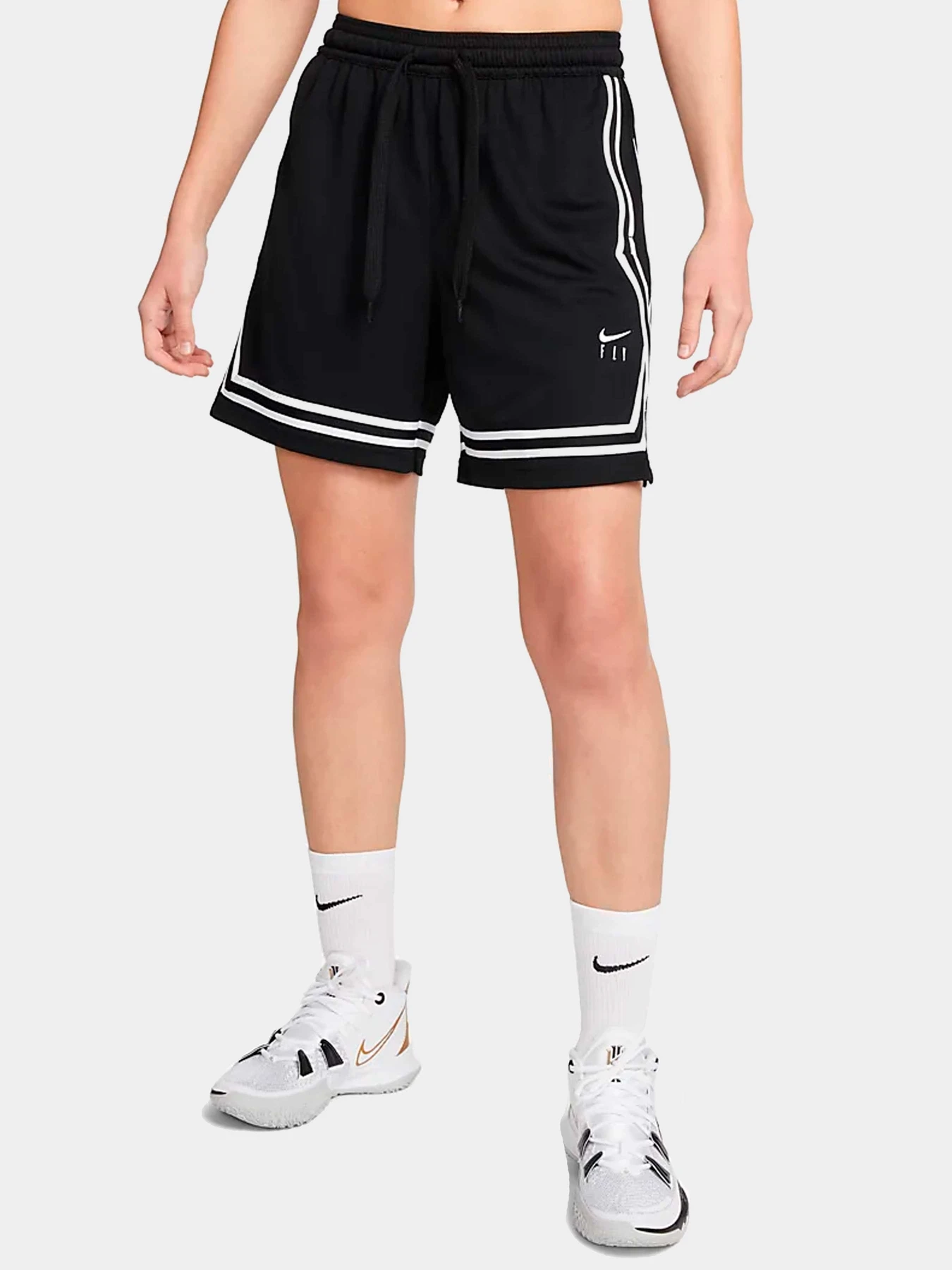 Шорты NIKE модель DH7325-010 Шорты NIKE модель DH7325-010 Фото