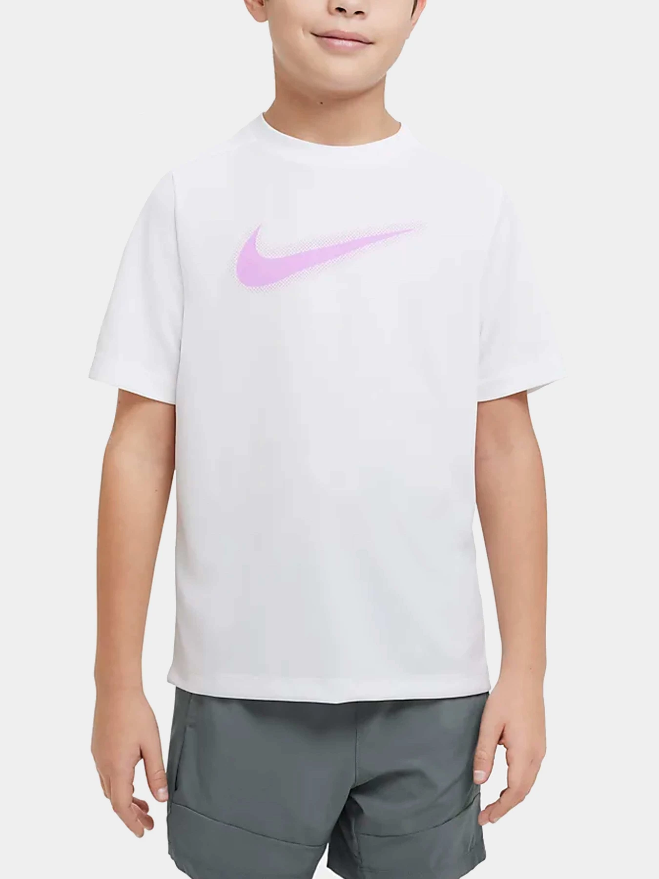 Футболки и поло NIKE модель DX5386-100 Футболки и поло NIKE модель DX5386-100 Фото