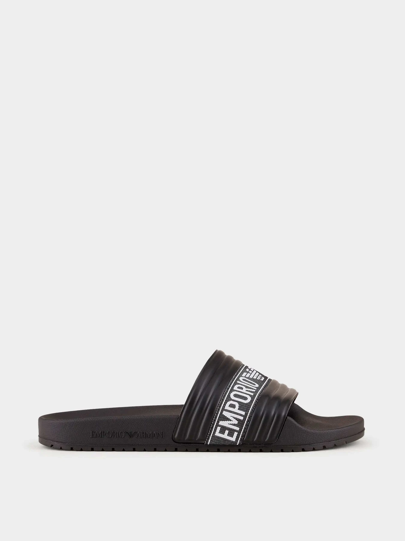 Шлёпанцы Emporio Armani модель XVPS05-XN744-00002 Фото