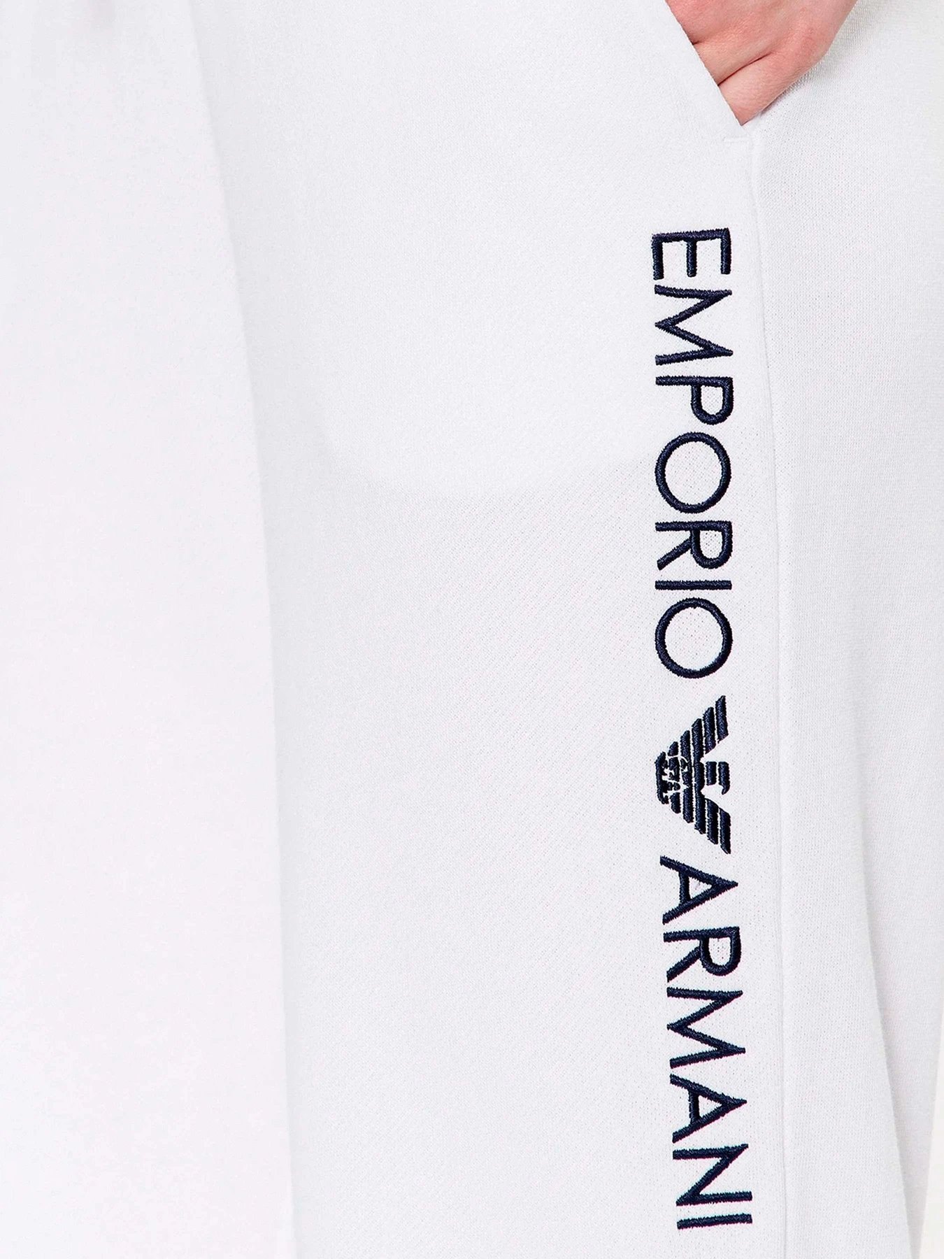 Костюмы Emporio Armani модель 164700-3R268-00010 Костюмы Emporio Armani модель 164700-3R268-00010 Фото