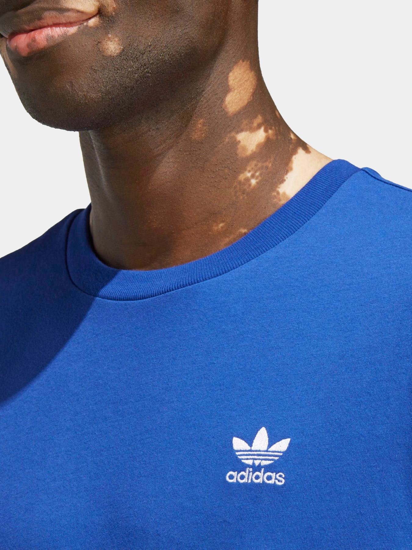 Футболки и поло Adidas модель IA4870 Футболки и поло Adidas модель IA4870 Фото