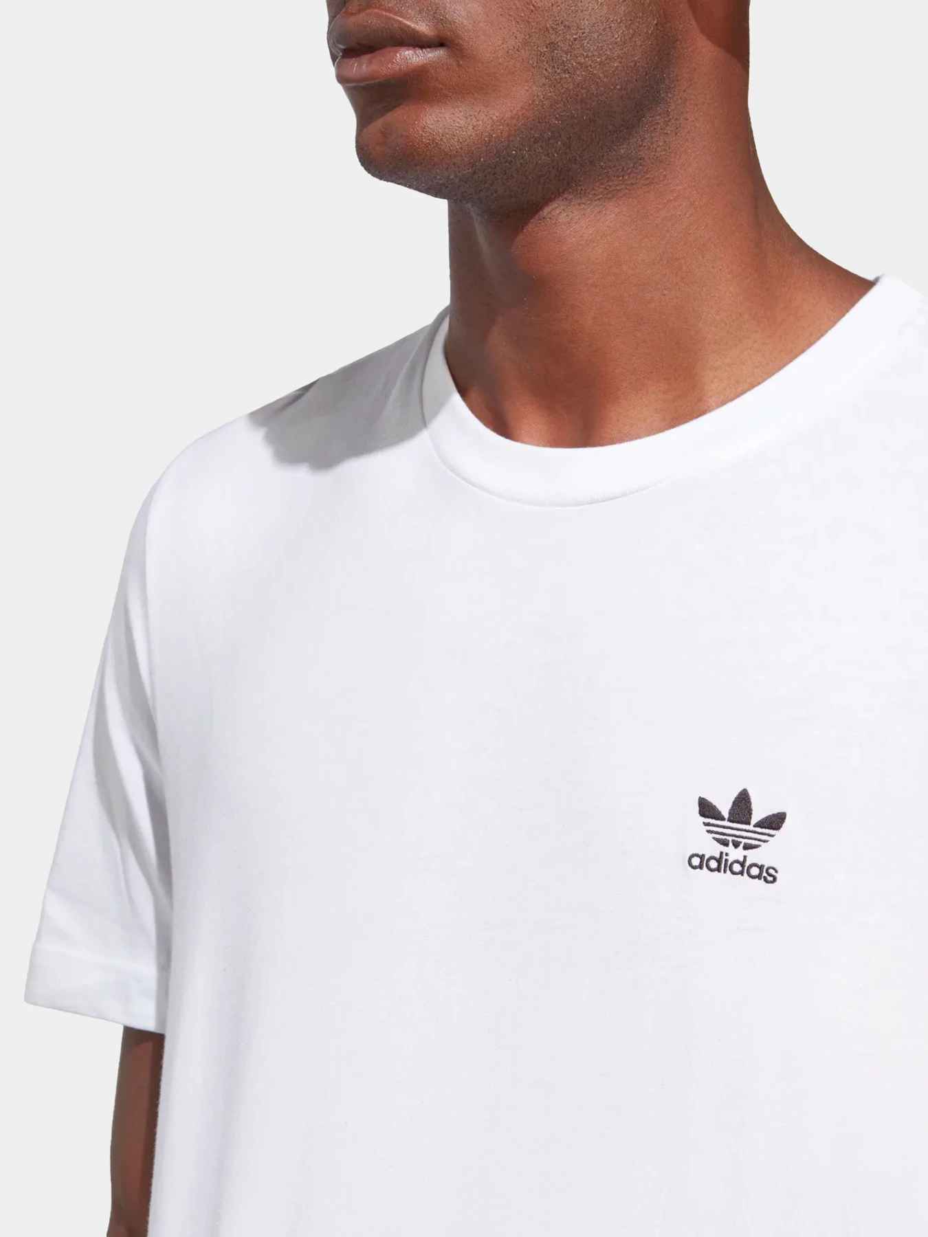 Футболки и поло Adidas модель IA4872 Футболки и поло Adidas модель IA4872 Фото