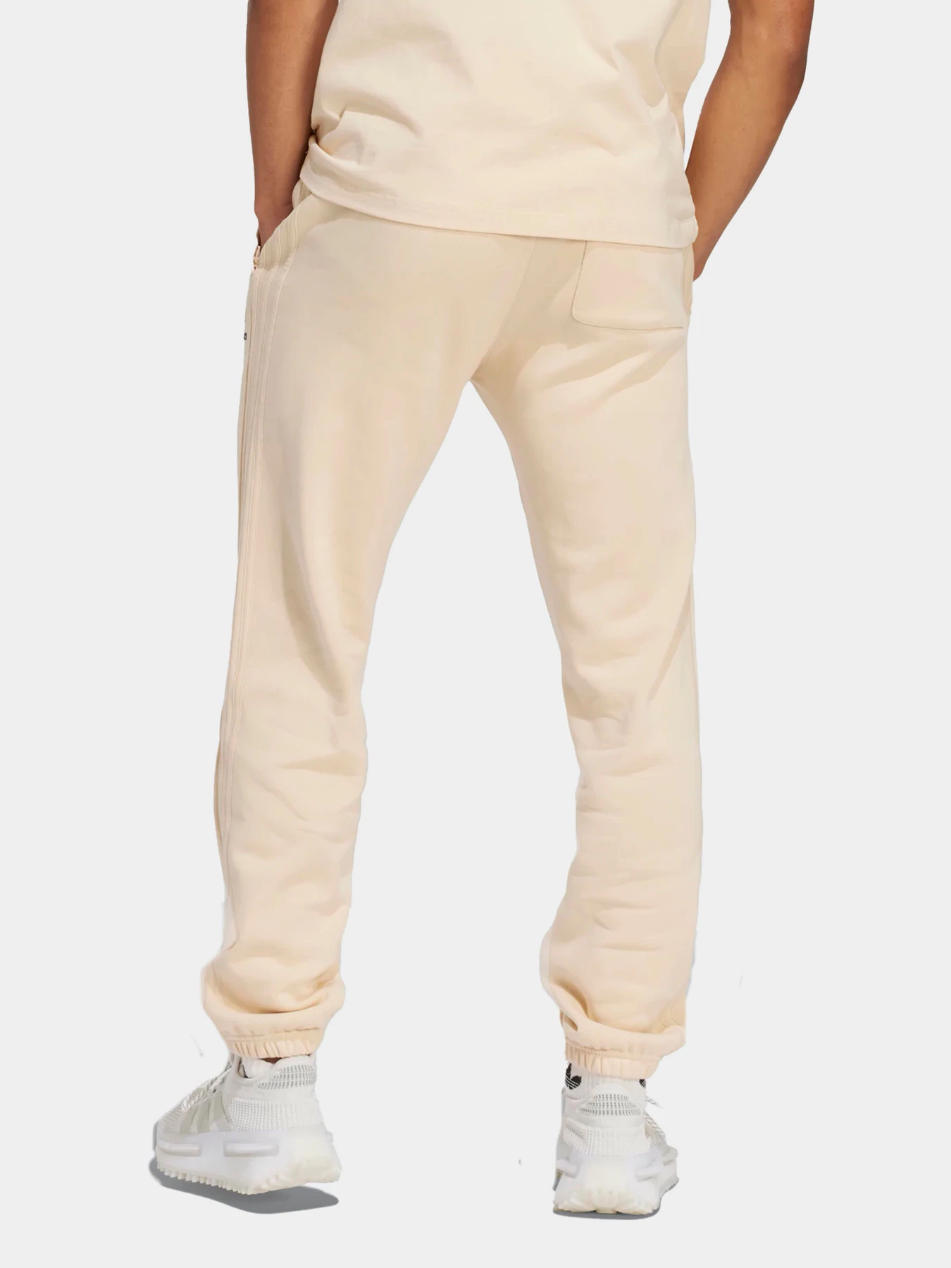 Брюки Adidas модель IC8869 Брюки Adidas модель IC8869 Фото