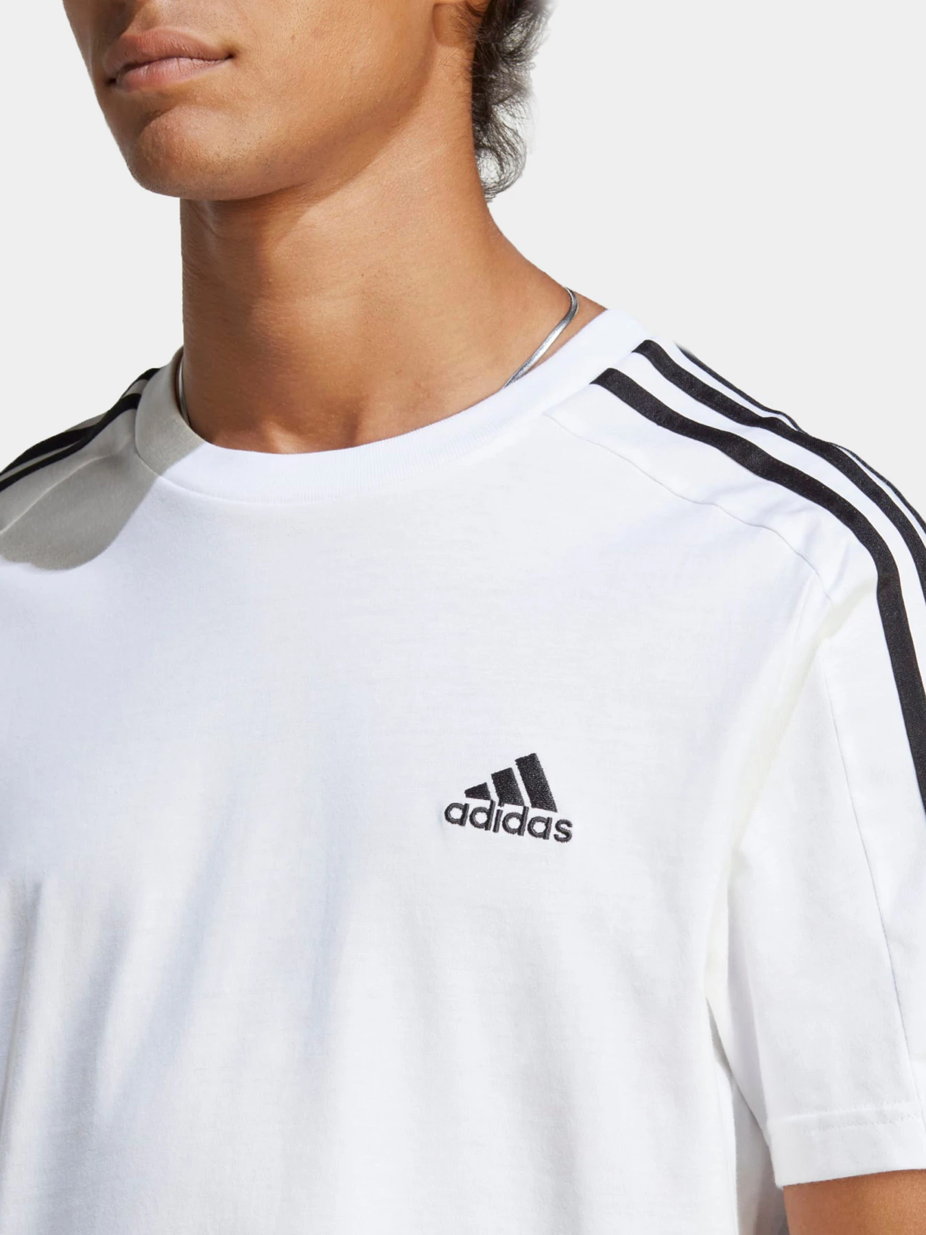 Футболки и поло Adidas модель IC9336 Футболки и поло Adidas модель IC9336 Фото