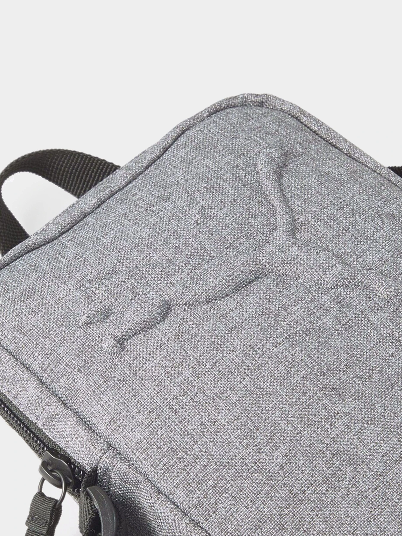 Сумки PUMA модель 07913740 Сумки PUMA модель 07913740 Фото