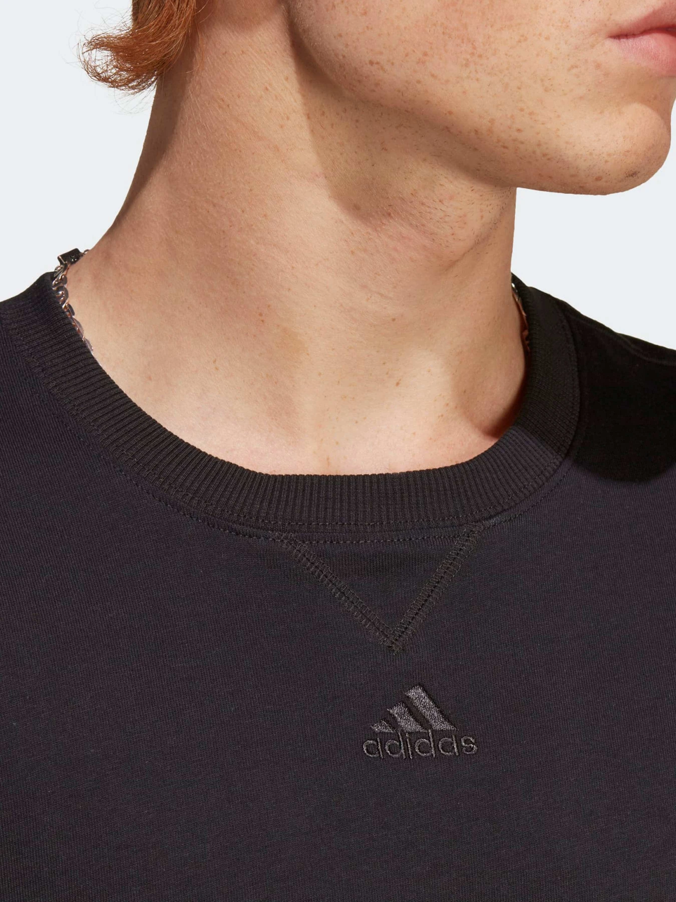 Футболки и поло Adidas модель IC9793 Футболки и поло Adidas модель IC9793 Фото