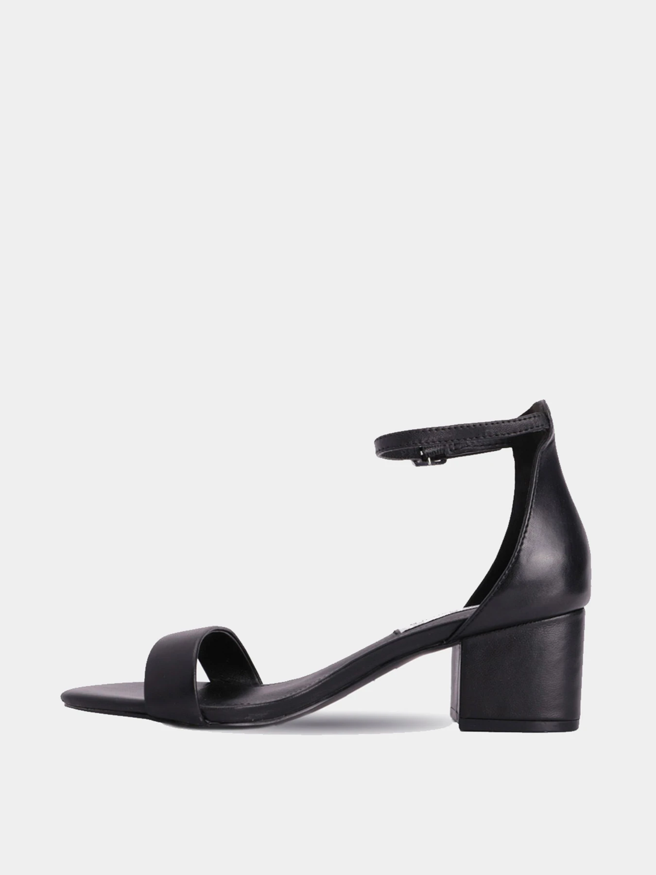 Босоножки Steve Madden модель SM11000009 BLACK LEATHER Босоножки Steve Madden модель SM11000009 BLACK LEATHER Фото