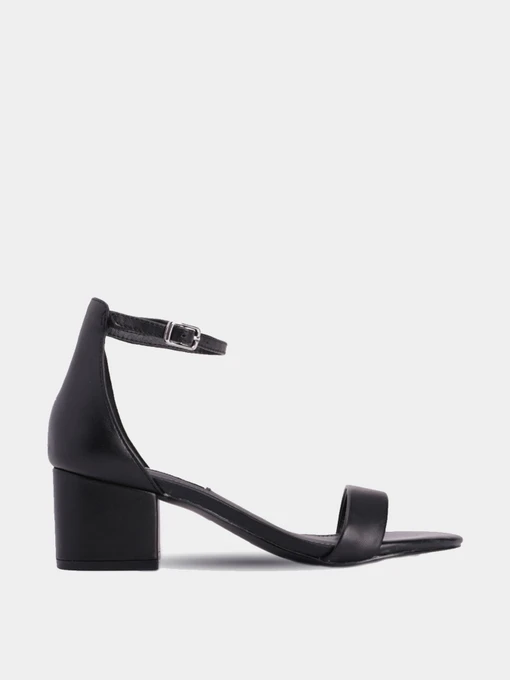 Сандалии Steve Madden модель SM11000009 BLACK LEATHER Фото