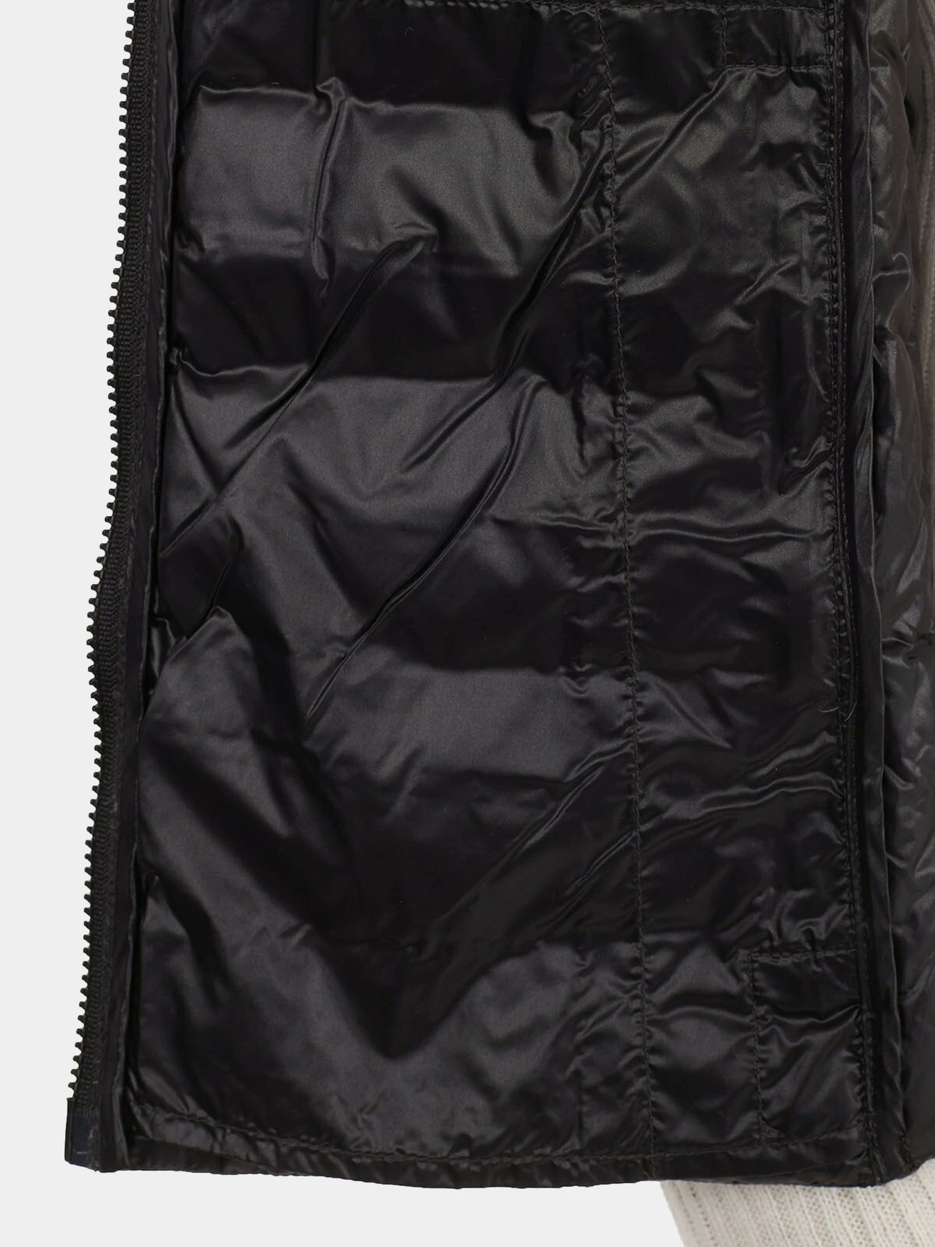 Куртки и дубленки Armani Exchange модель 8NYQ01-YNM4Z-1200 Куртки и дубленки Armani Exchange модель 8NYQ01-YNM4Z-1200 Фото