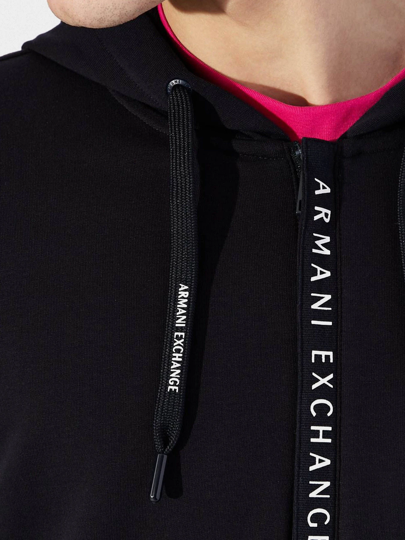 Худи и свитшоты Armani Exchange модель 8NZM82-ZJH3Z-1510 Худи и свитшоты Armani Exchange модель 8NZM82-ZJH3Z-1510 Фото