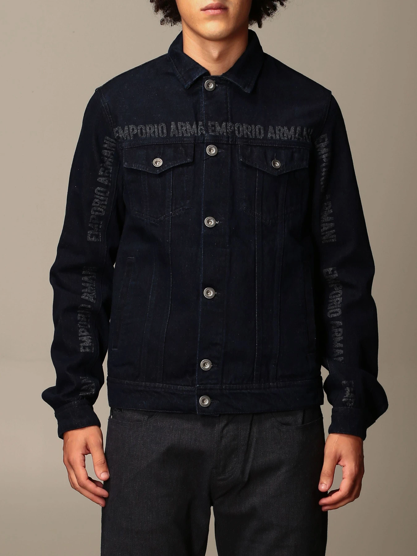 Куртки и дубленки Emporio Armani модель 6H1B87-1DP3Z-F971 Куртки и дубленки Emporio Armani модель 6H1B87-1DP3Z-F971 Фото