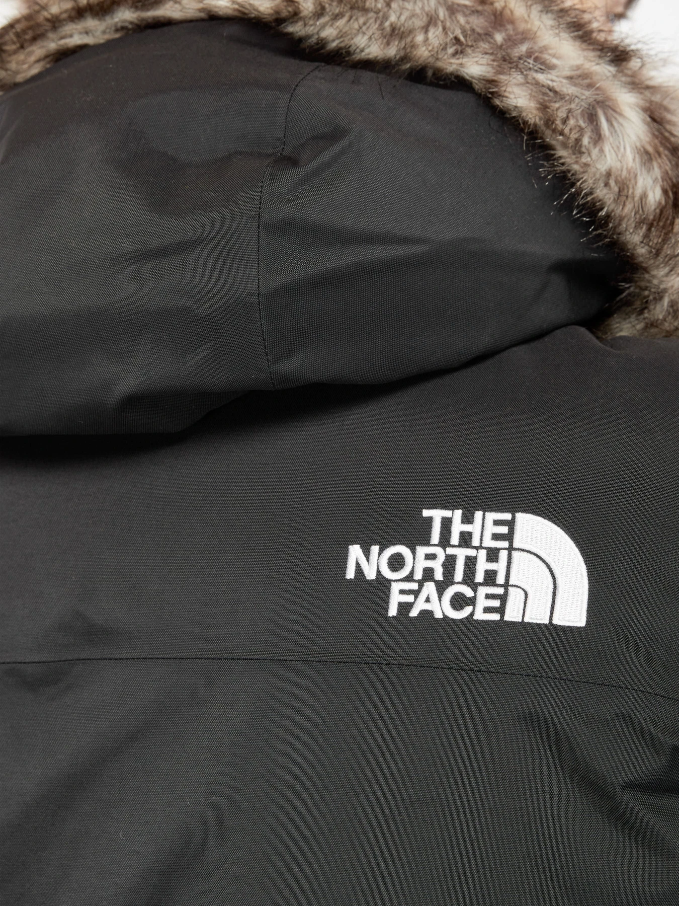 Куртки и дубленки The North Face модель NF0A4M8GJK31 Фото