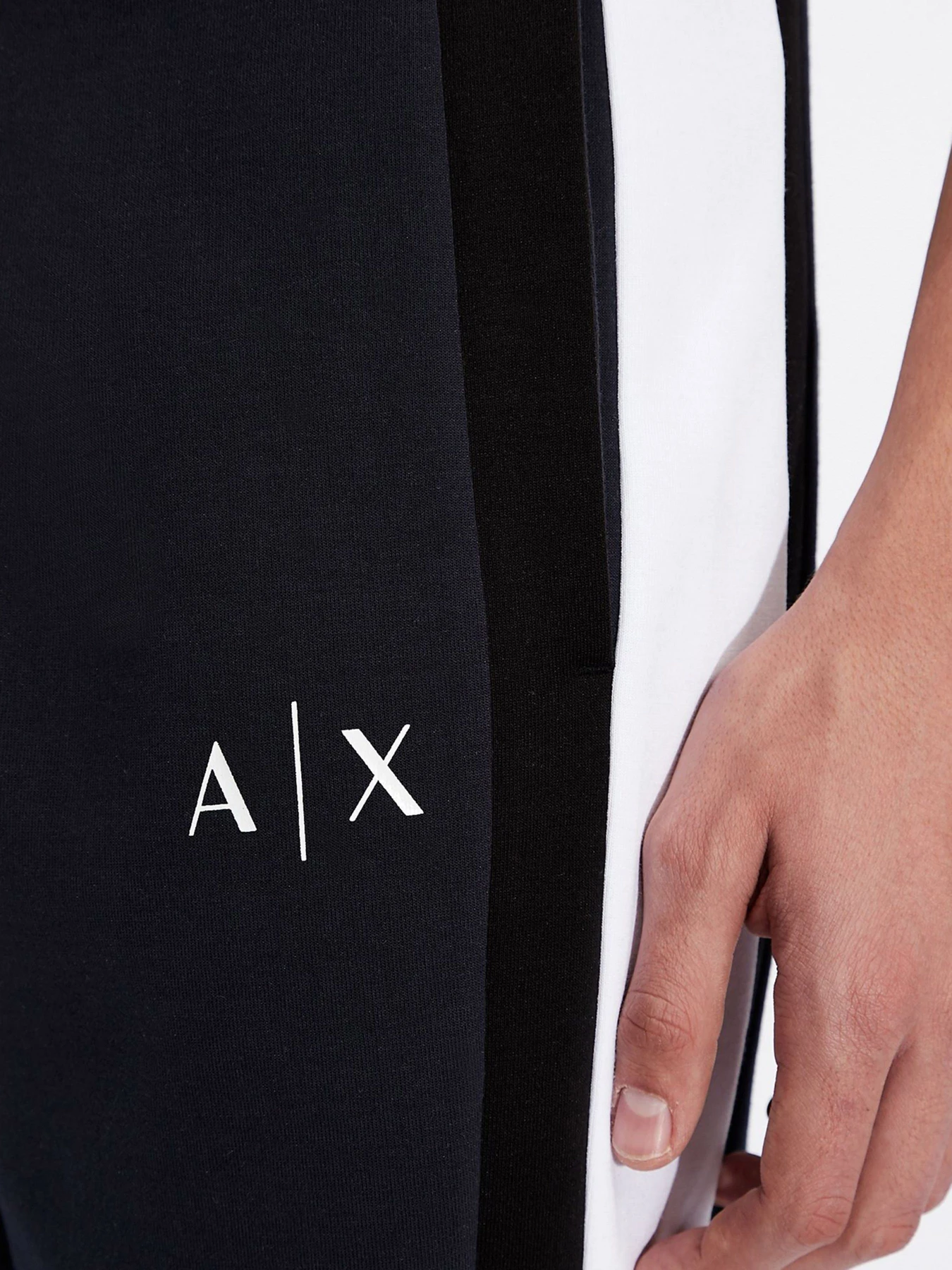 Брюки Armani Exchange модель 3KZPFF-ZJ5GZ-5543 Брюки Armani Exchange модель 3KZPFF-ZJ5GZ-5543 Фото