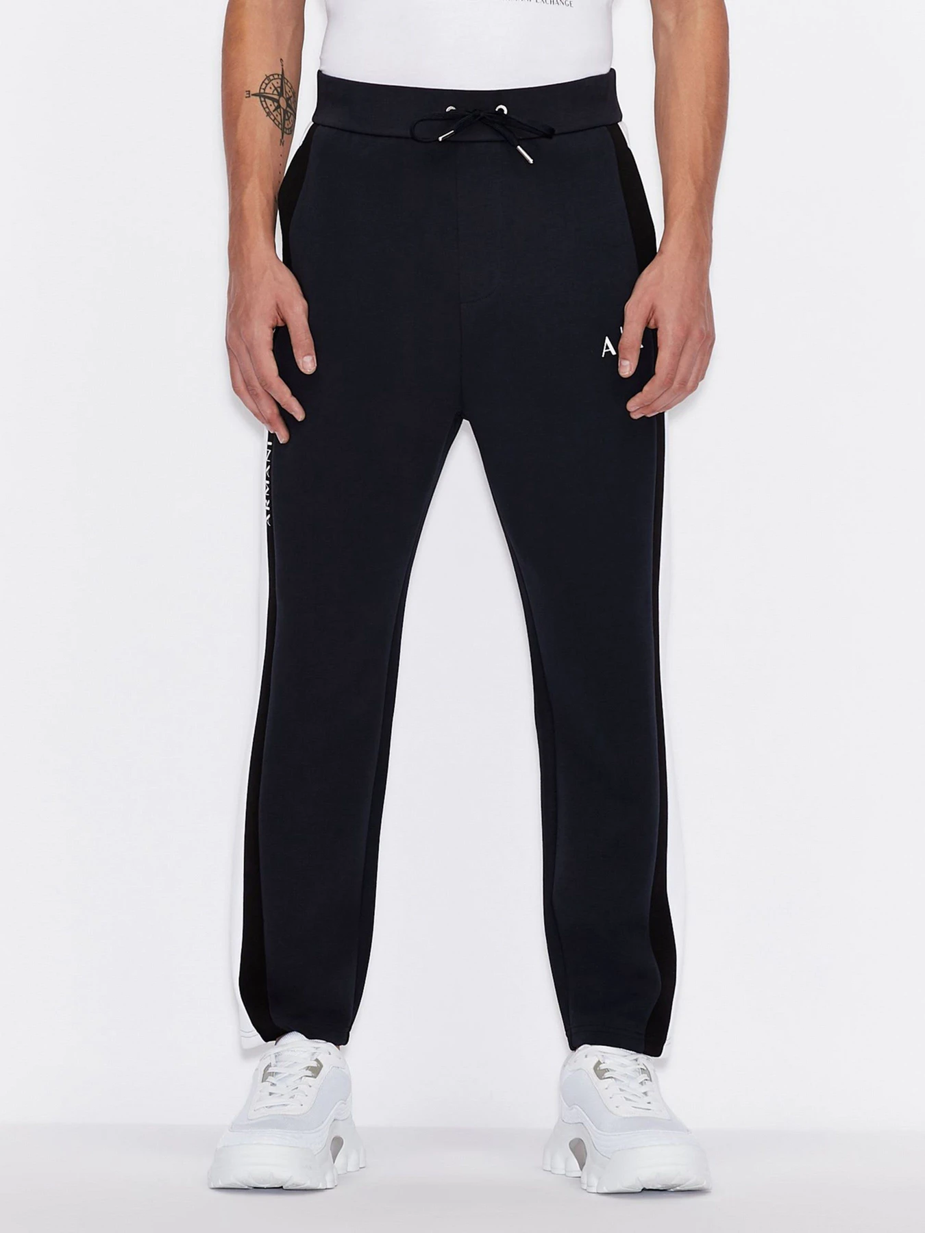 Брюки Armani Exchange модель 3KZPFF-ZJ5GZ-5543 Брюки Armani Exchange модель 3KZPFF-ZJ5GZ-5543 Фото