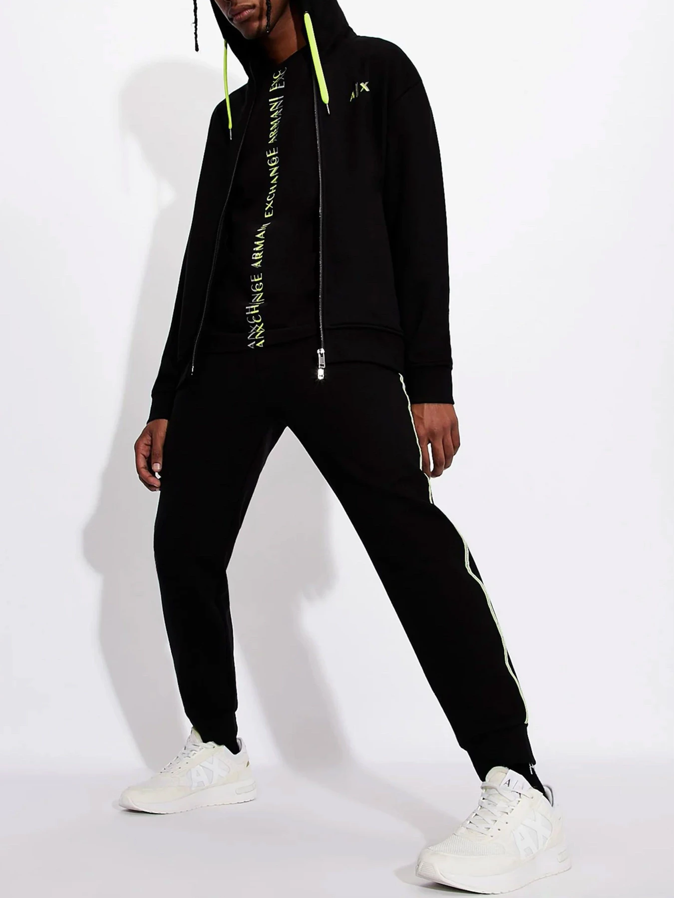 Брюки Armani Exchange модель 3KZPFJ-ZJ6HZ-1200 Брюки Armani Exchange модель 3KZPFJ-ZJ6HZ-1200 Фото