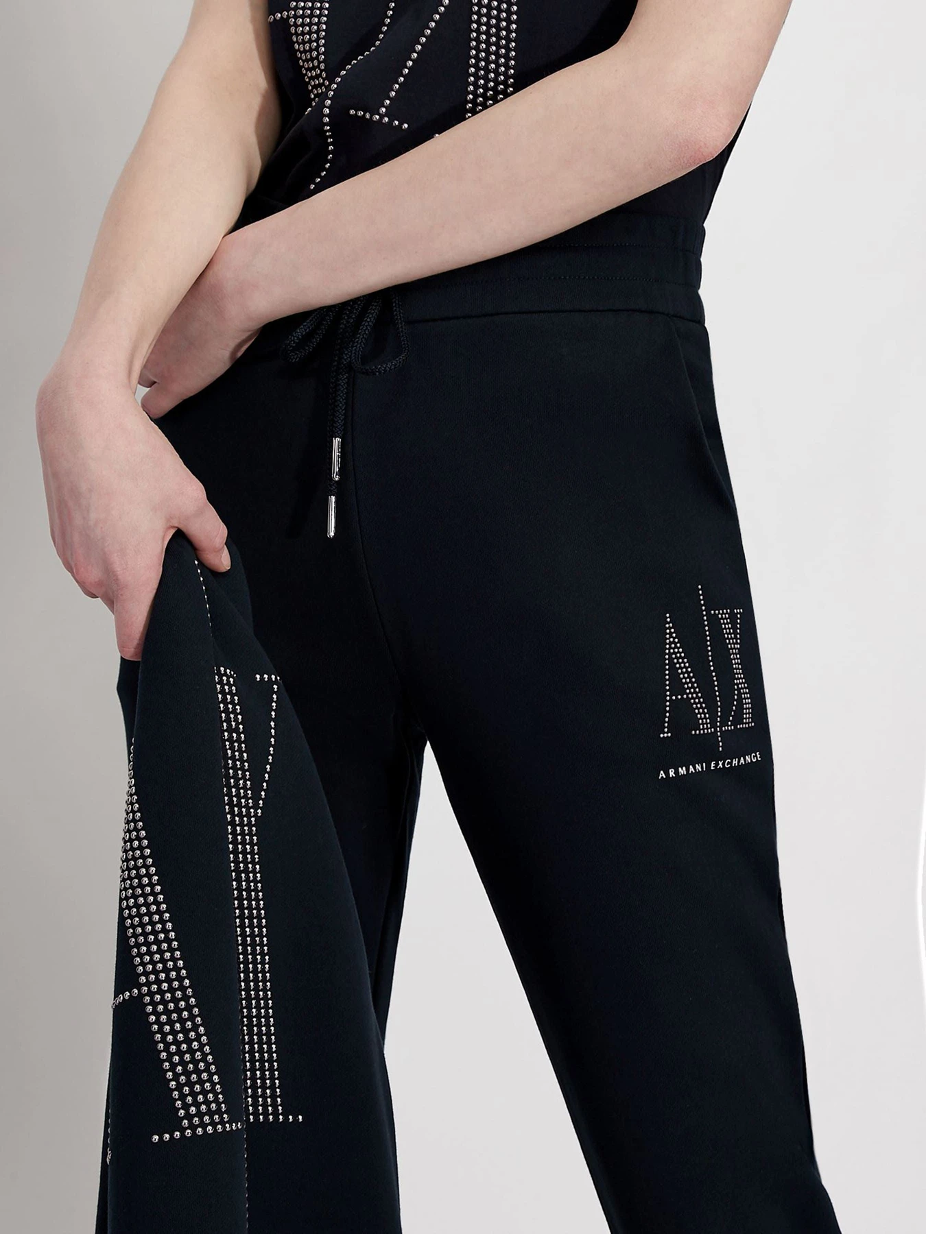 Брюки Armani Exchange модель 8NYPDX-YJ68Z-1510 Брюки Armani Exchange модель 8NYPDX-YJ68Z-1510 Фото